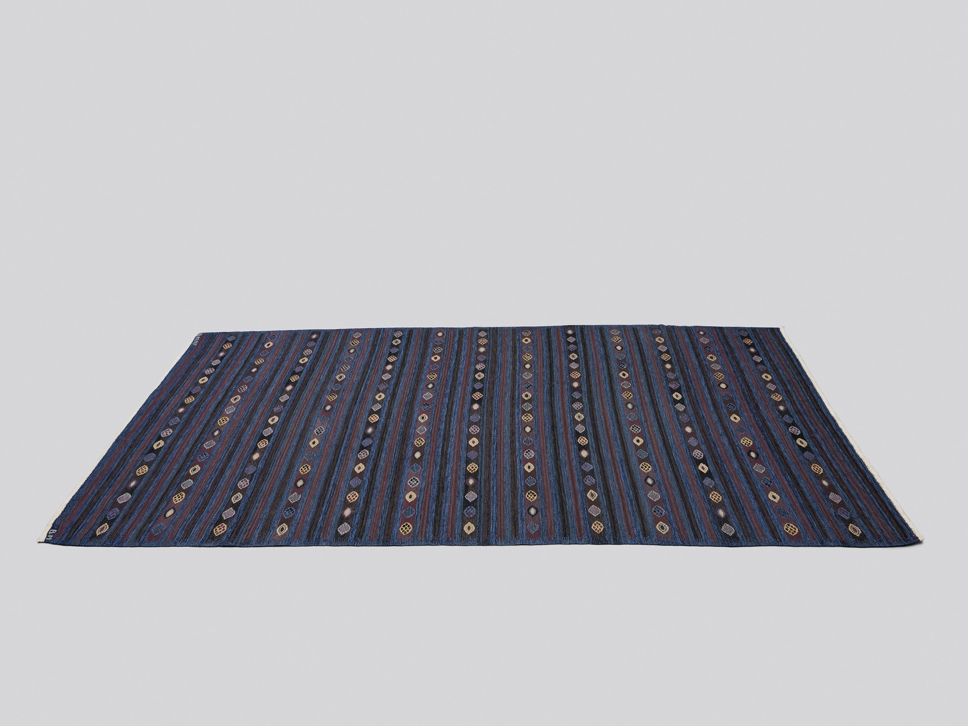 'Blåbär, Mörk' Rug image 2
