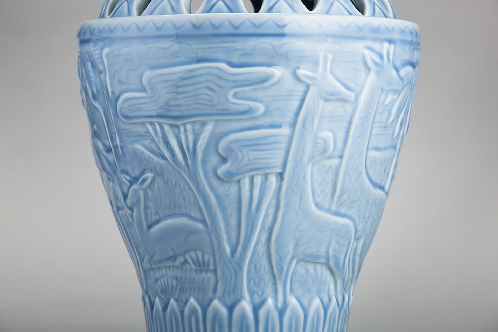 Ceramic vase image 4