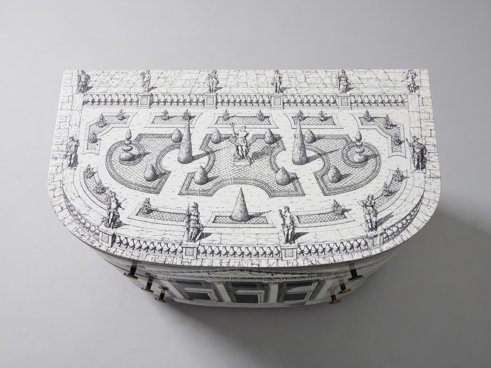 'Palladiana' Chest of Drawers image 4