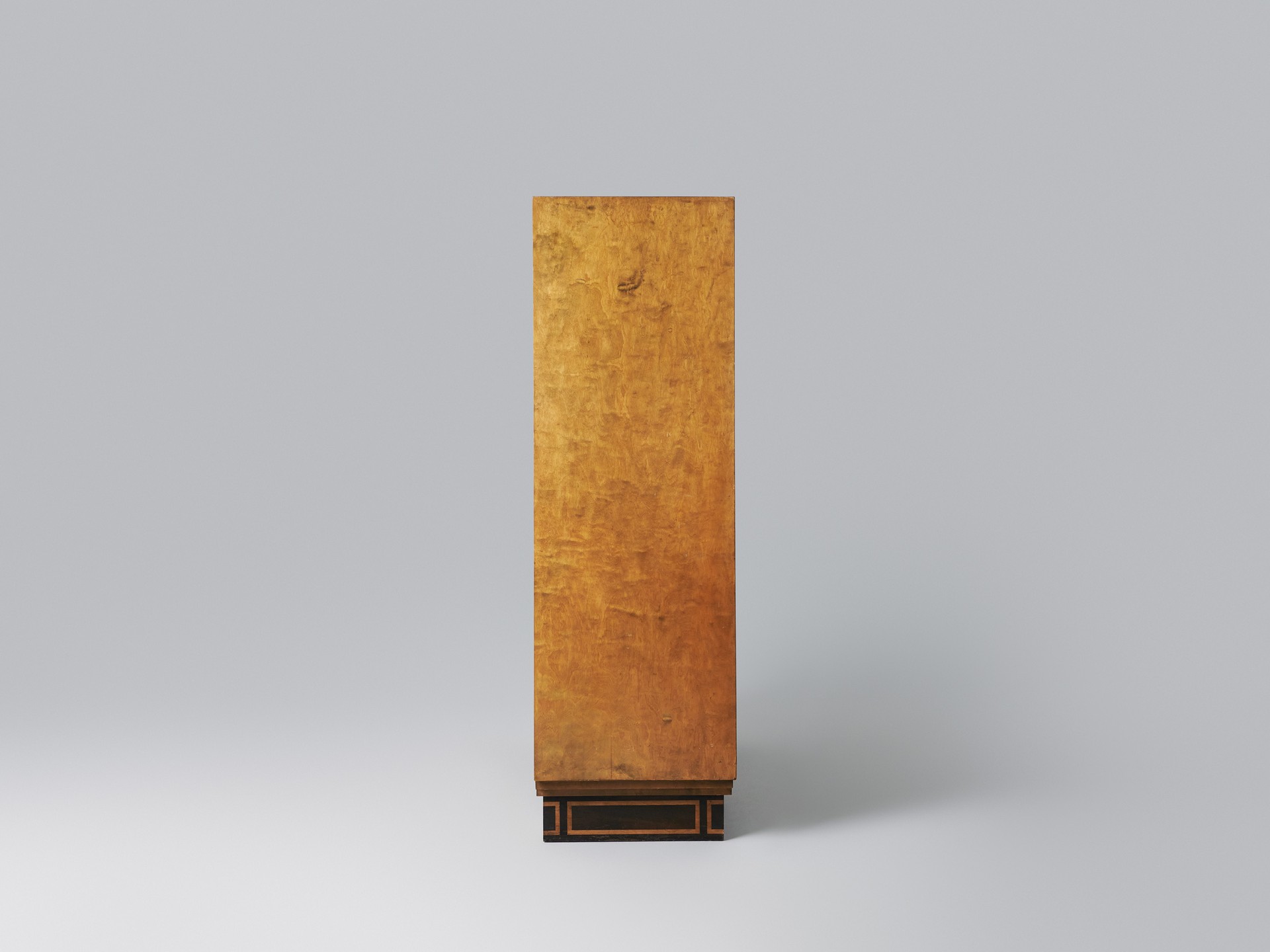 Swedish Grace Cabinet image 5