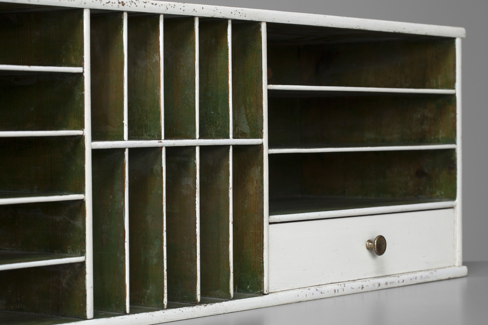 Shelf image 3