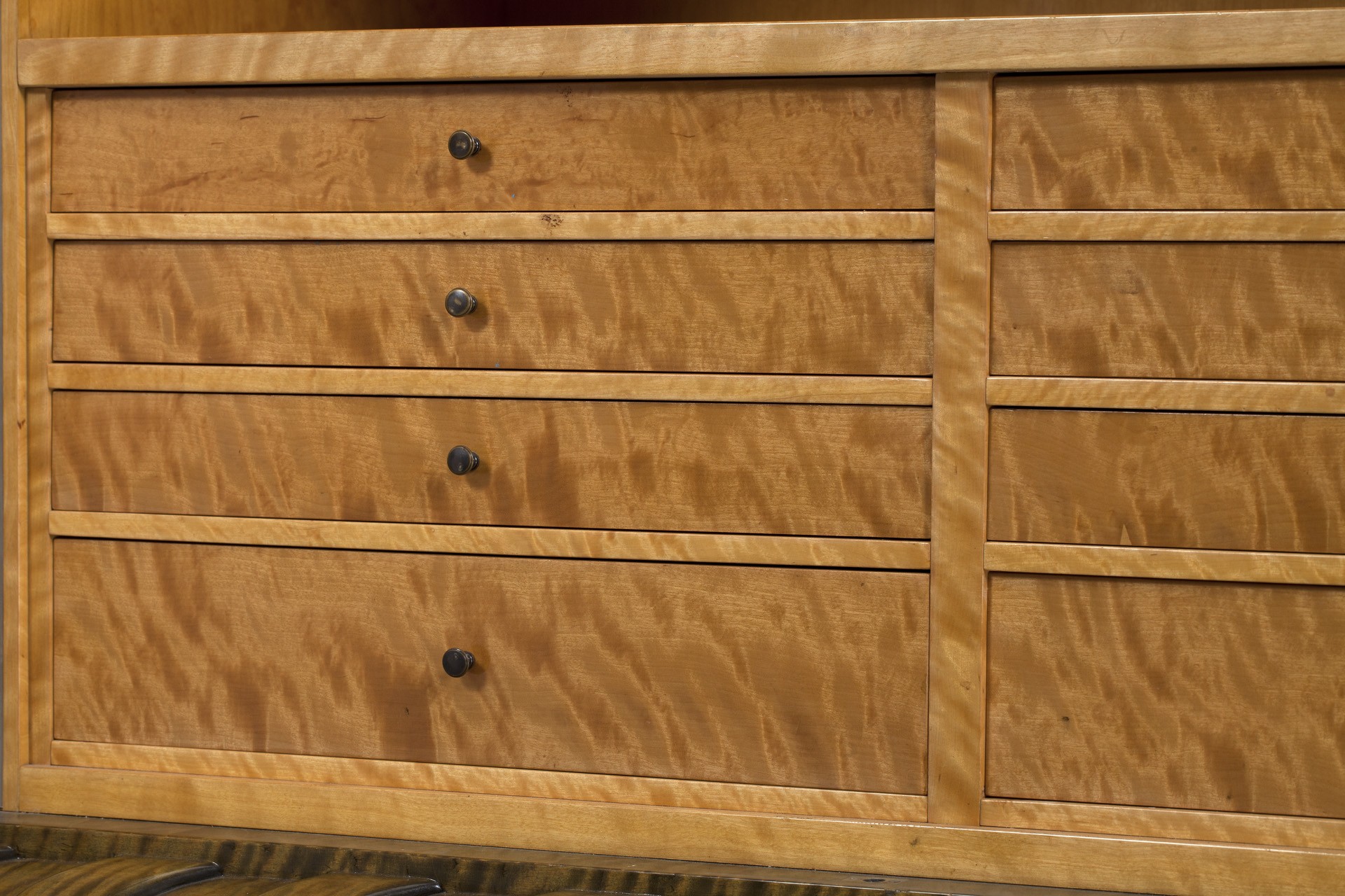 Cabinet image 4