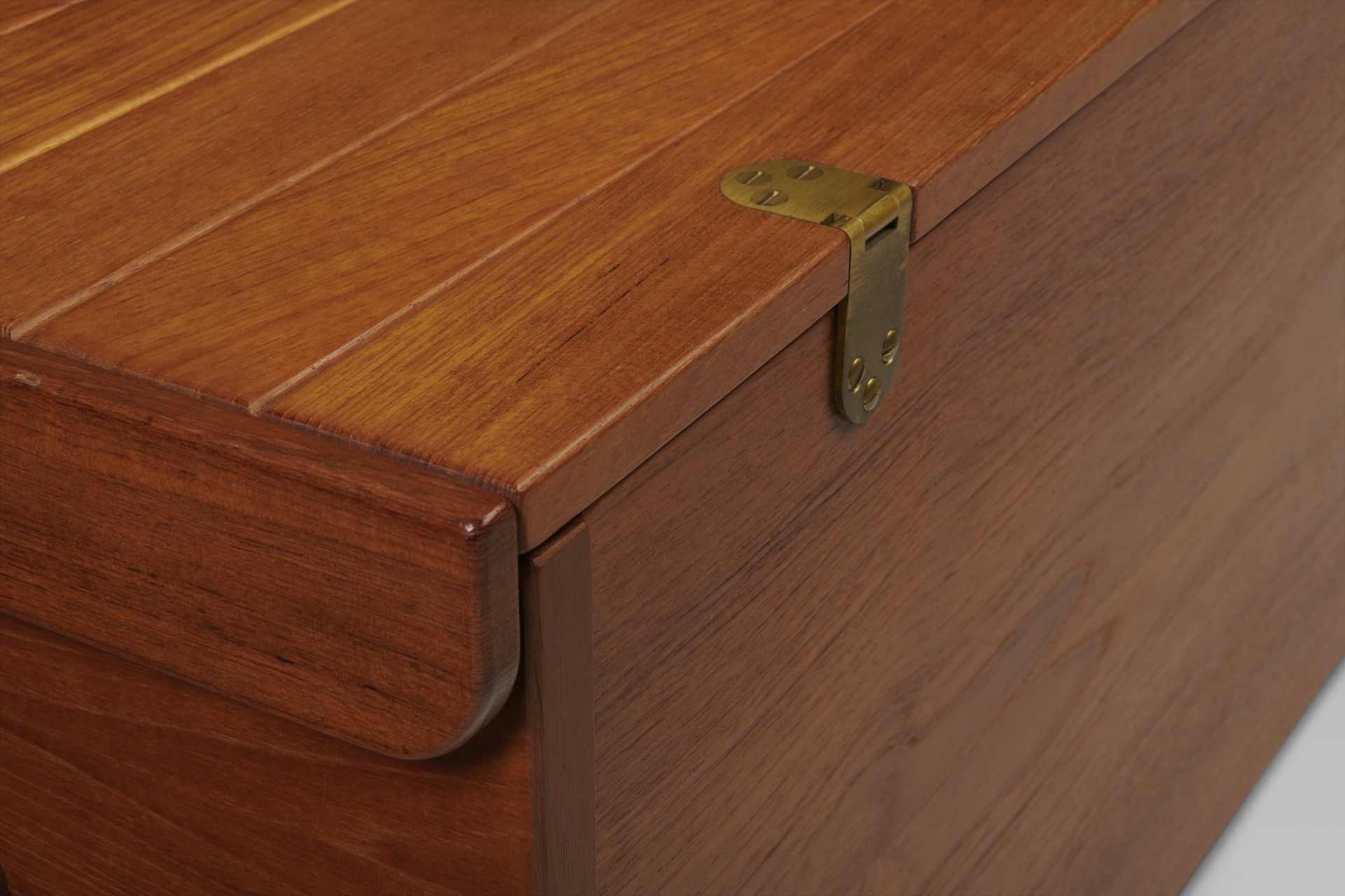 Chest image 4