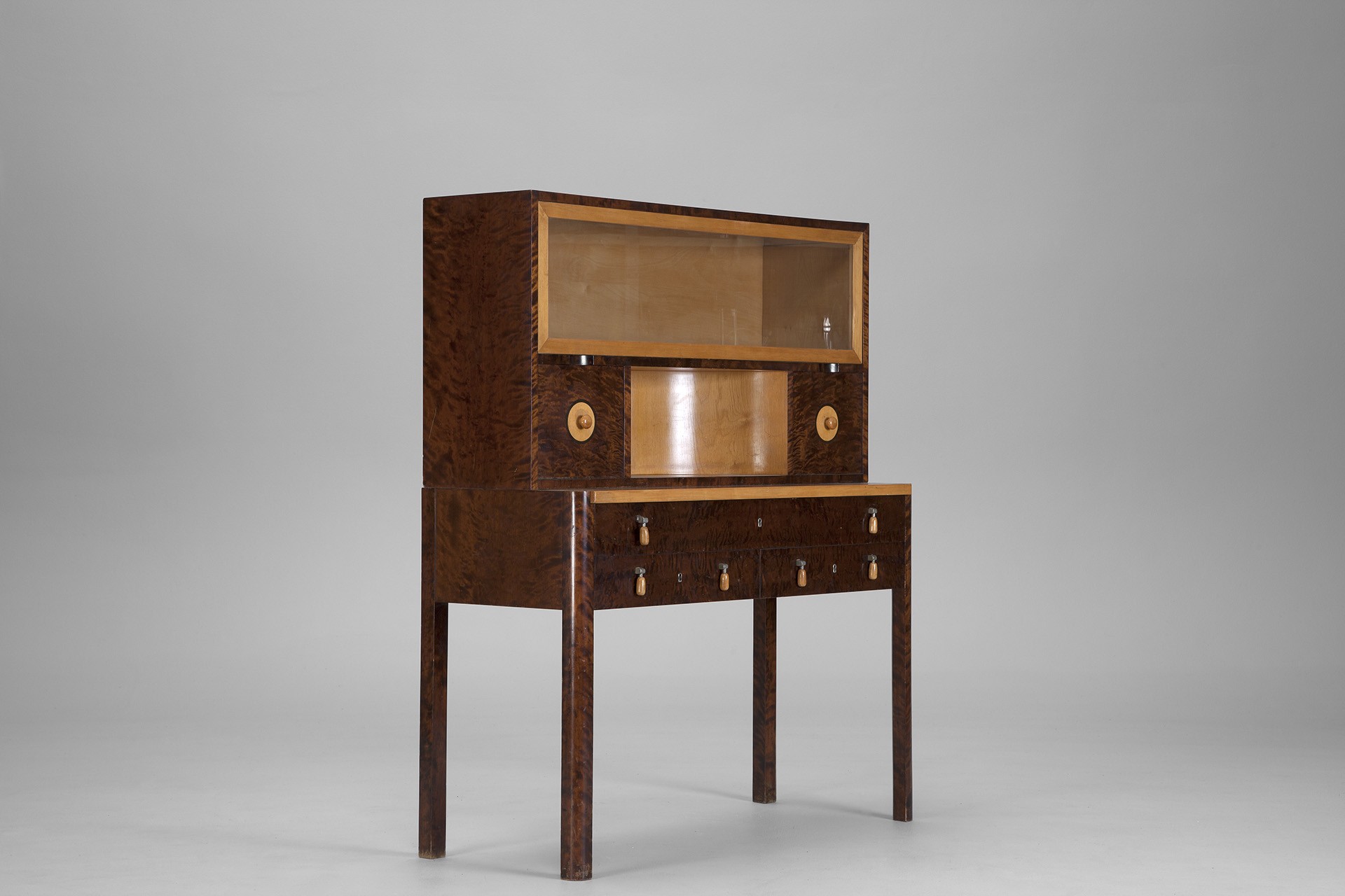 Bureau image 2