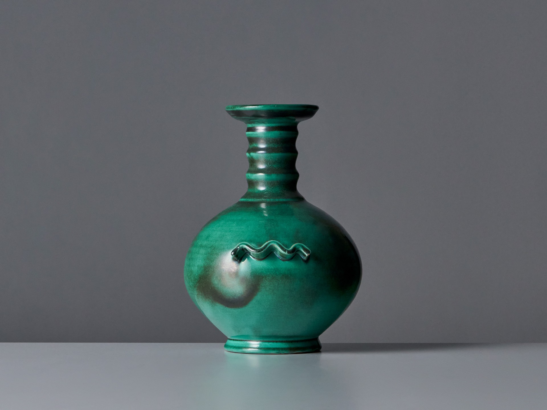 Vase image 3