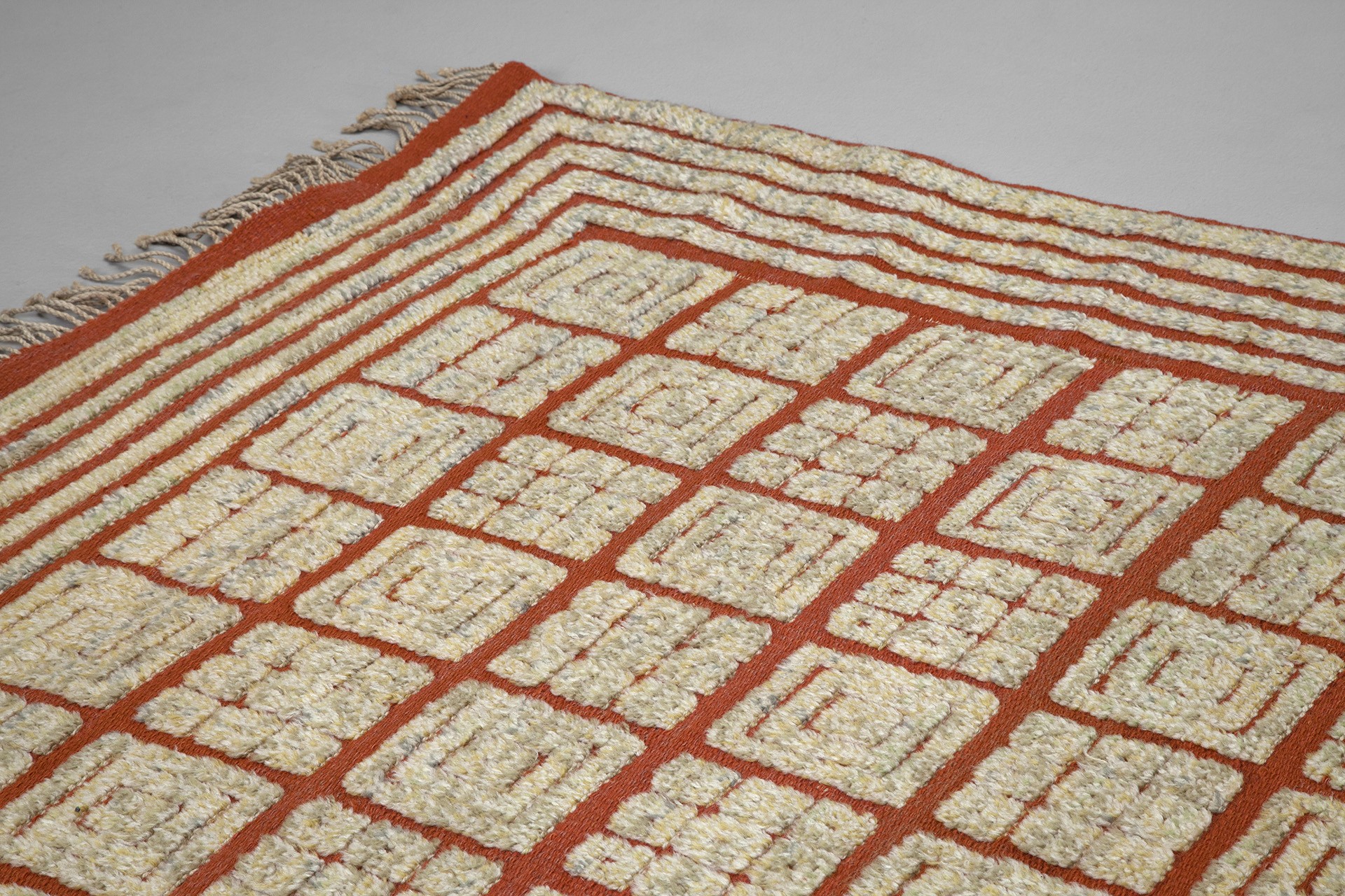 Relief Pile Carpet image 5