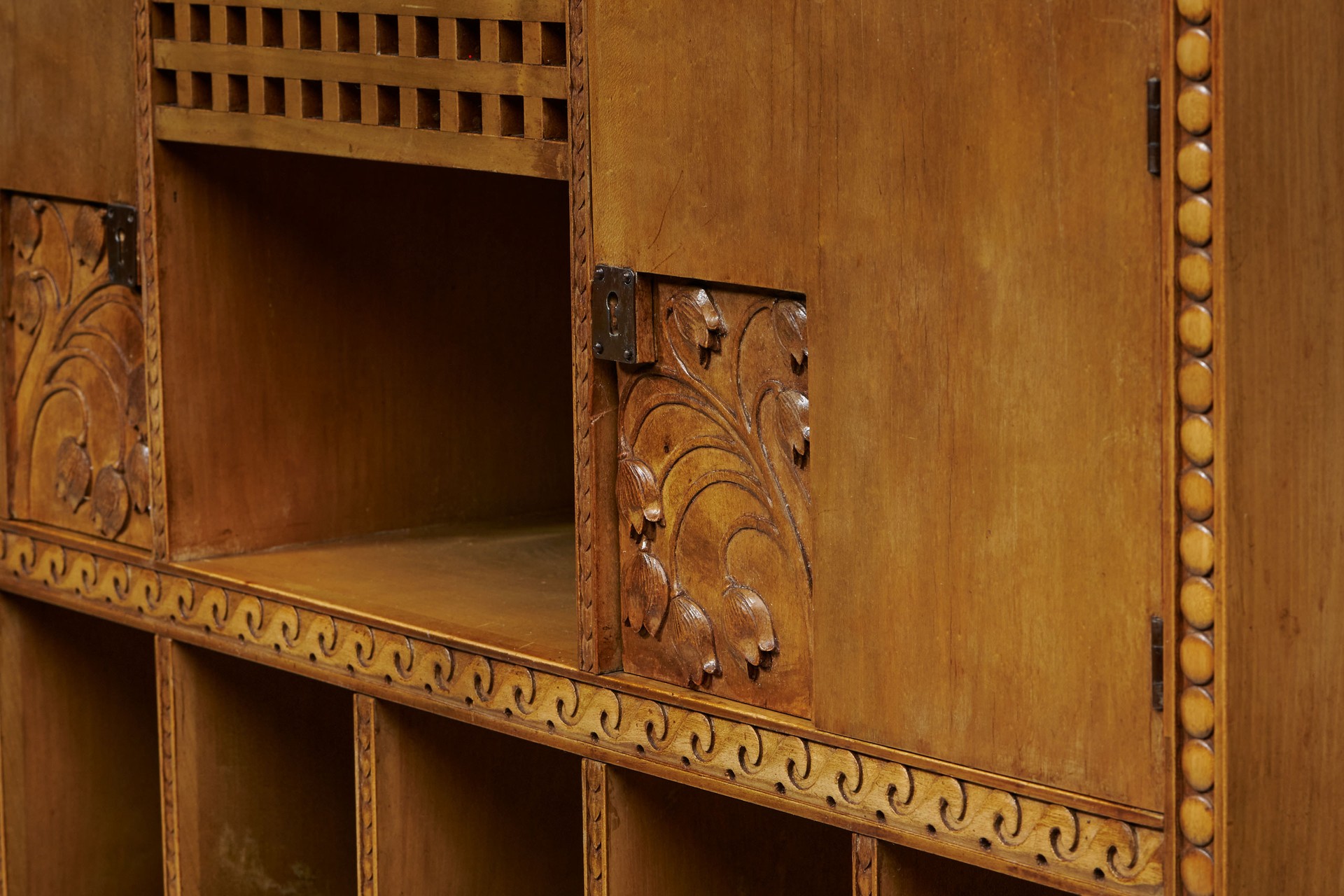Finnish Jugend Cabinet image 4