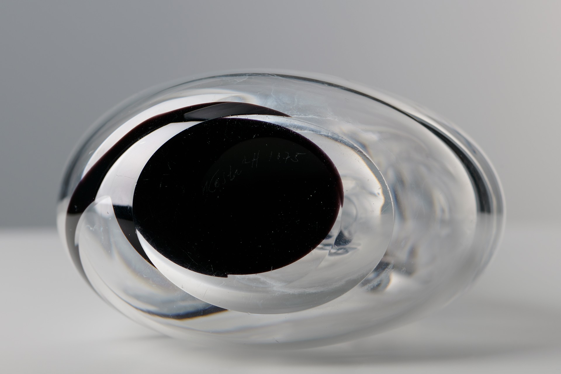 Vase image 4