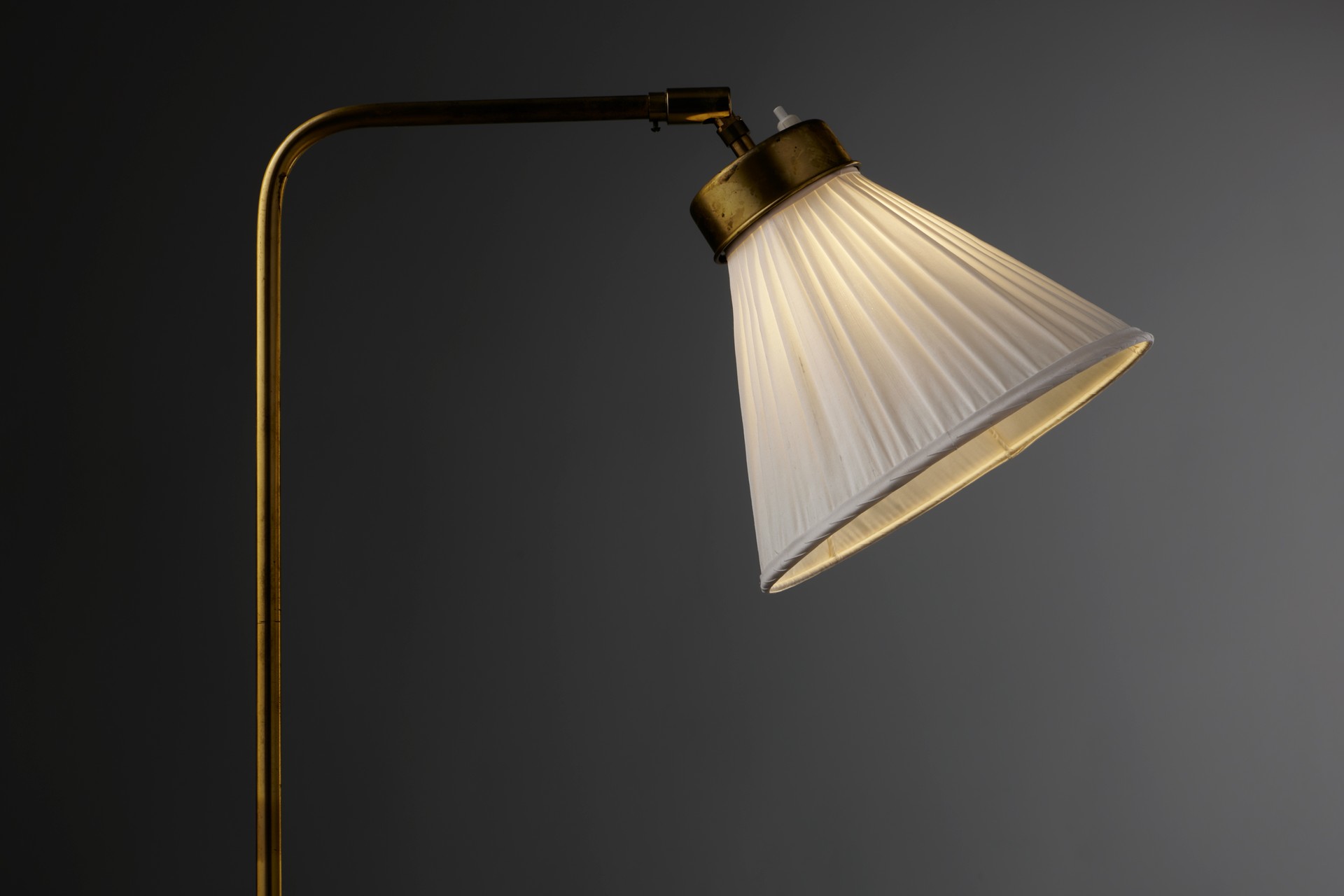 Floor lamp base image 3