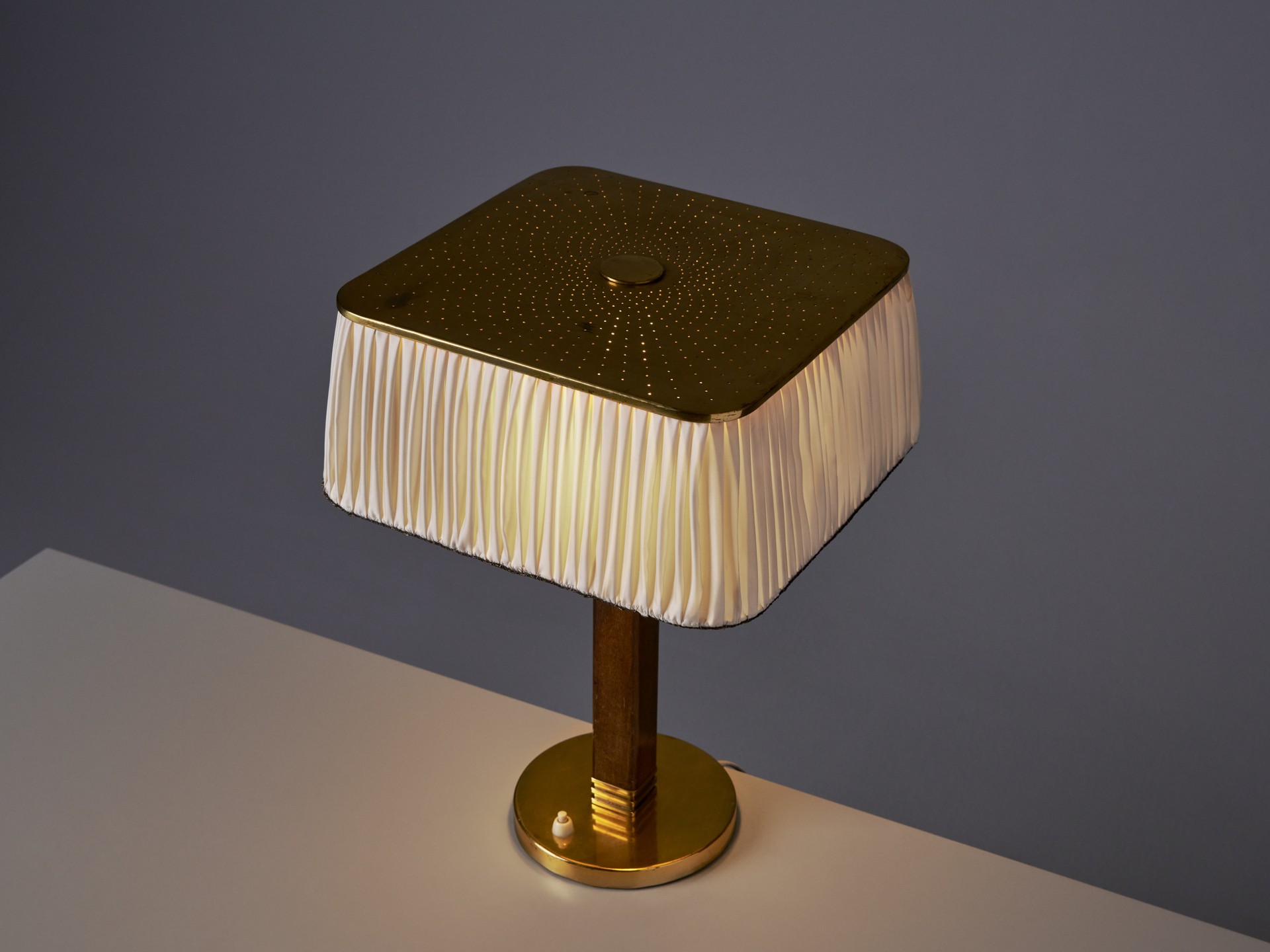 Table Lamp image 4