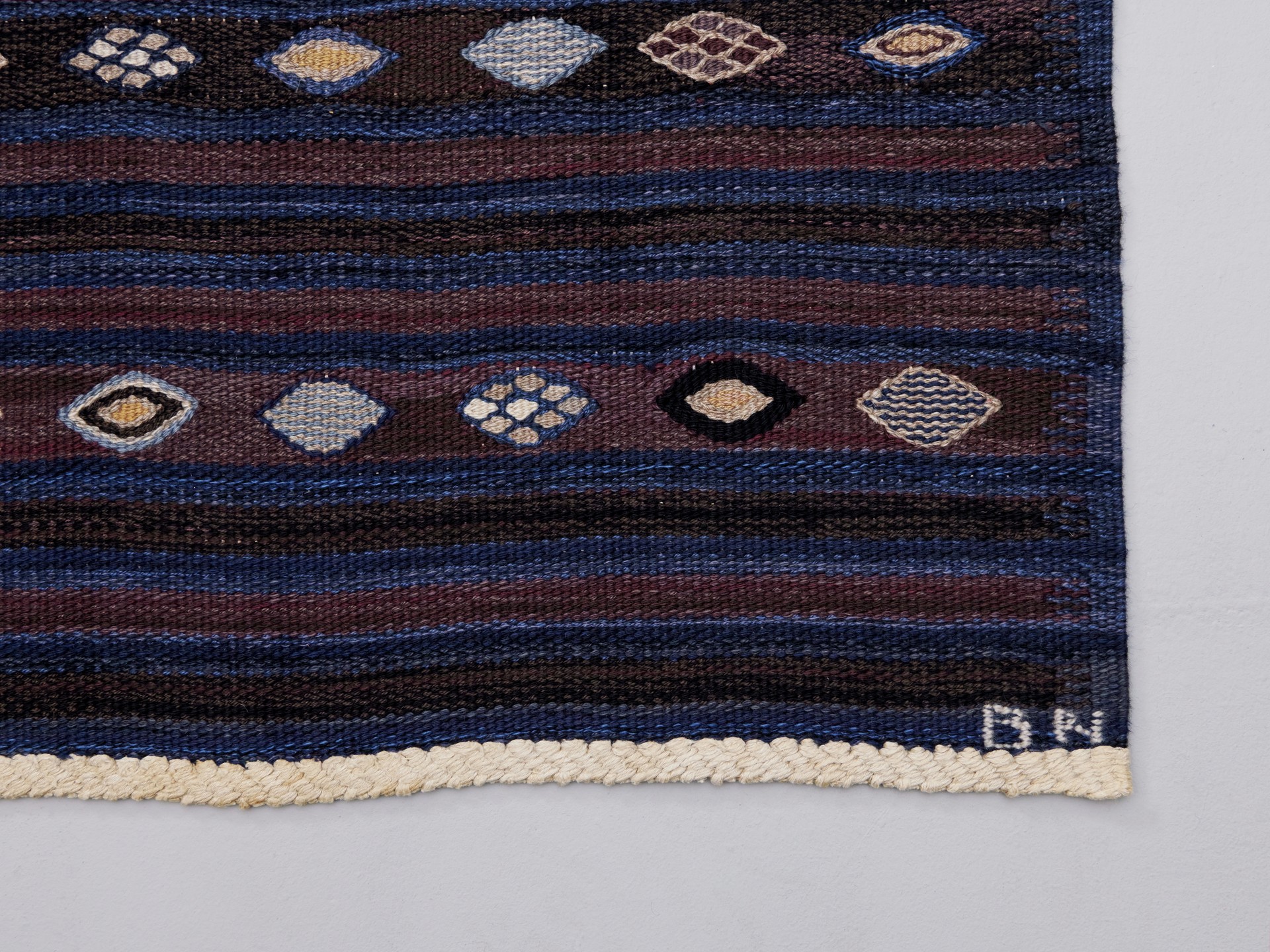 'Blåbär Mörk' Runner image 6