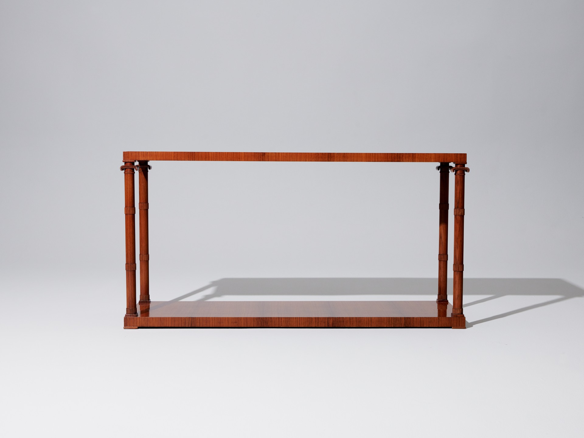 'Caesar' Console image 3