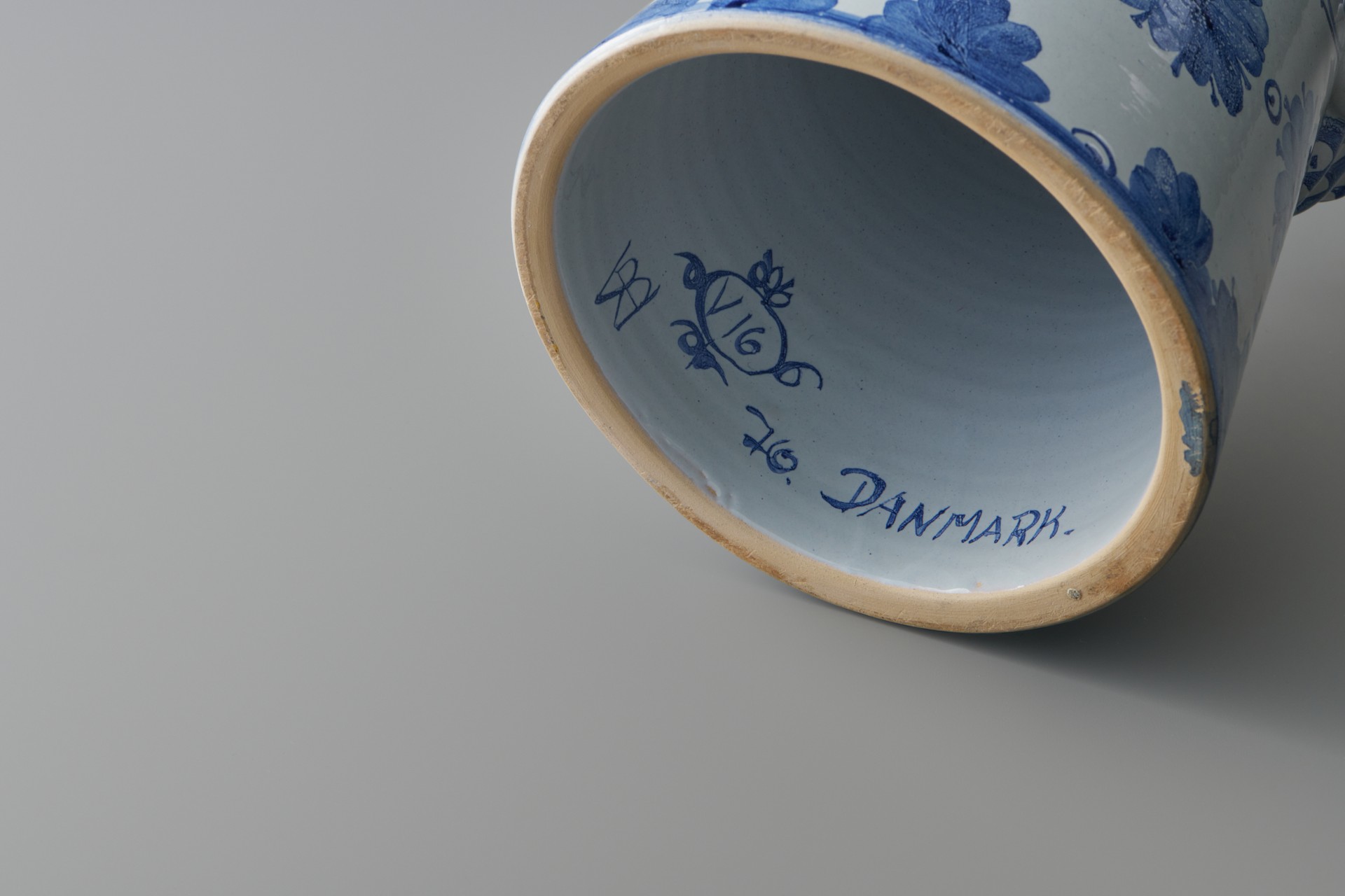 Large Centrepiece Vase image 6