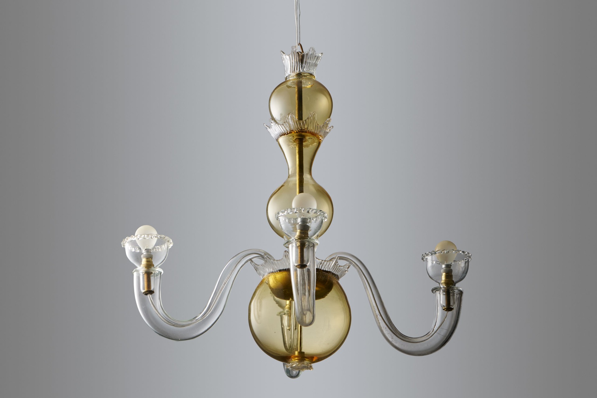Chandelier image 4