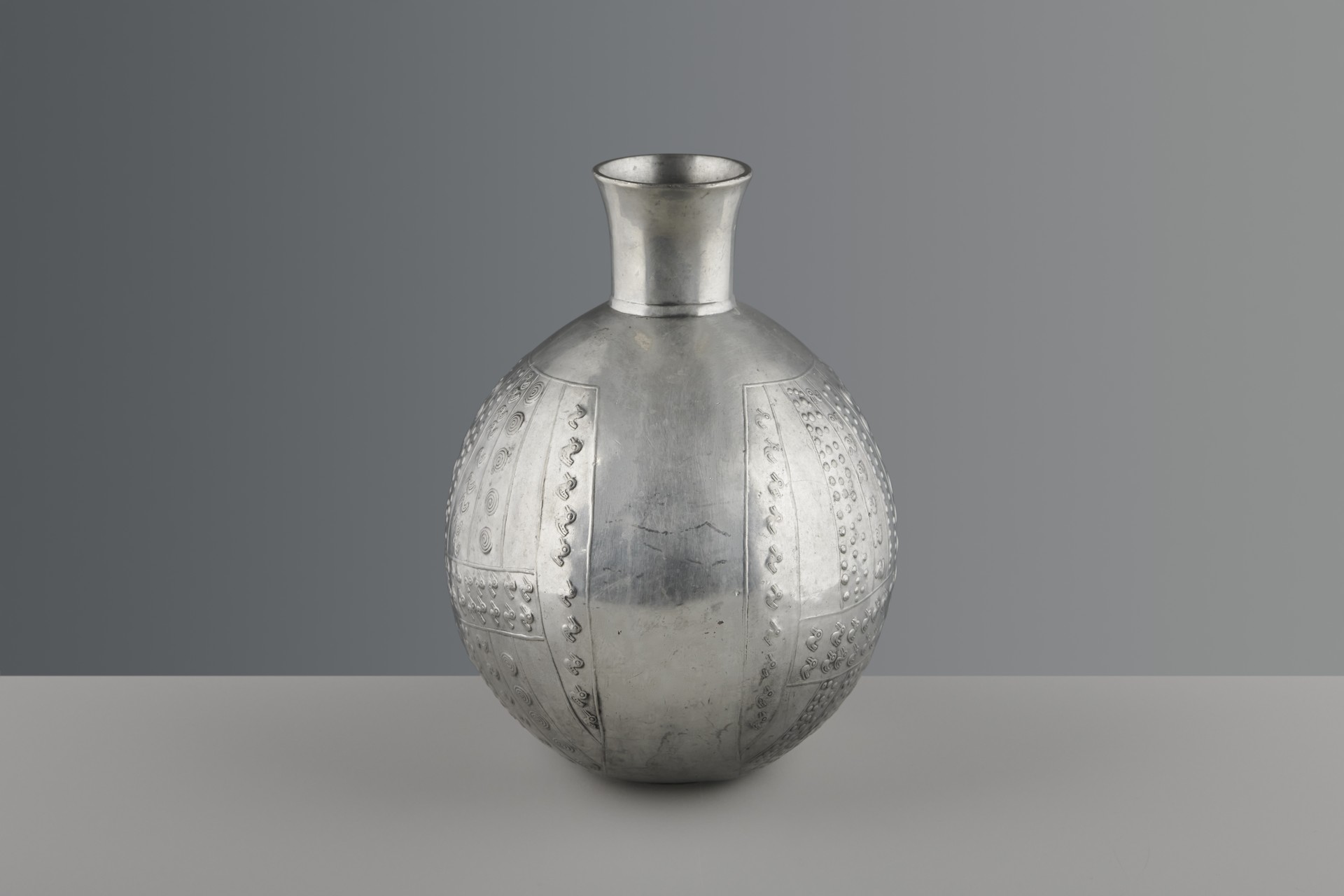 'Peruvian' Urn image 3