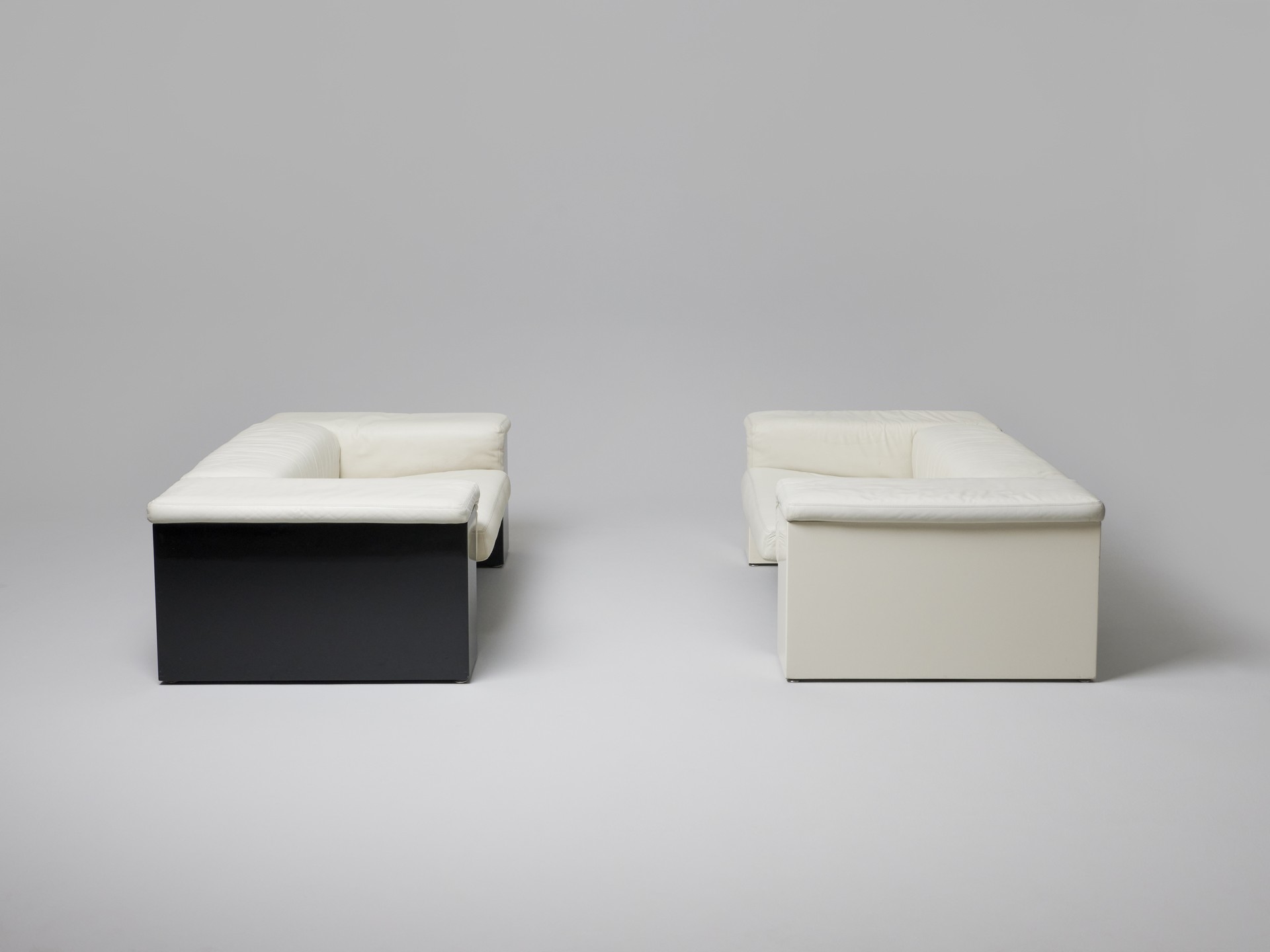 Pair of 'Brigadier' Sofas image 2