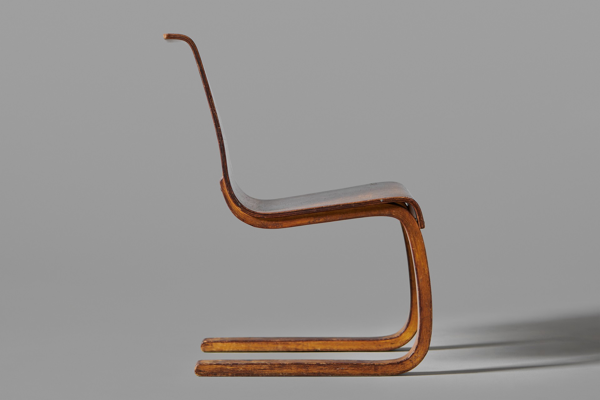 Cantilevered Chair No. 21 image 3
