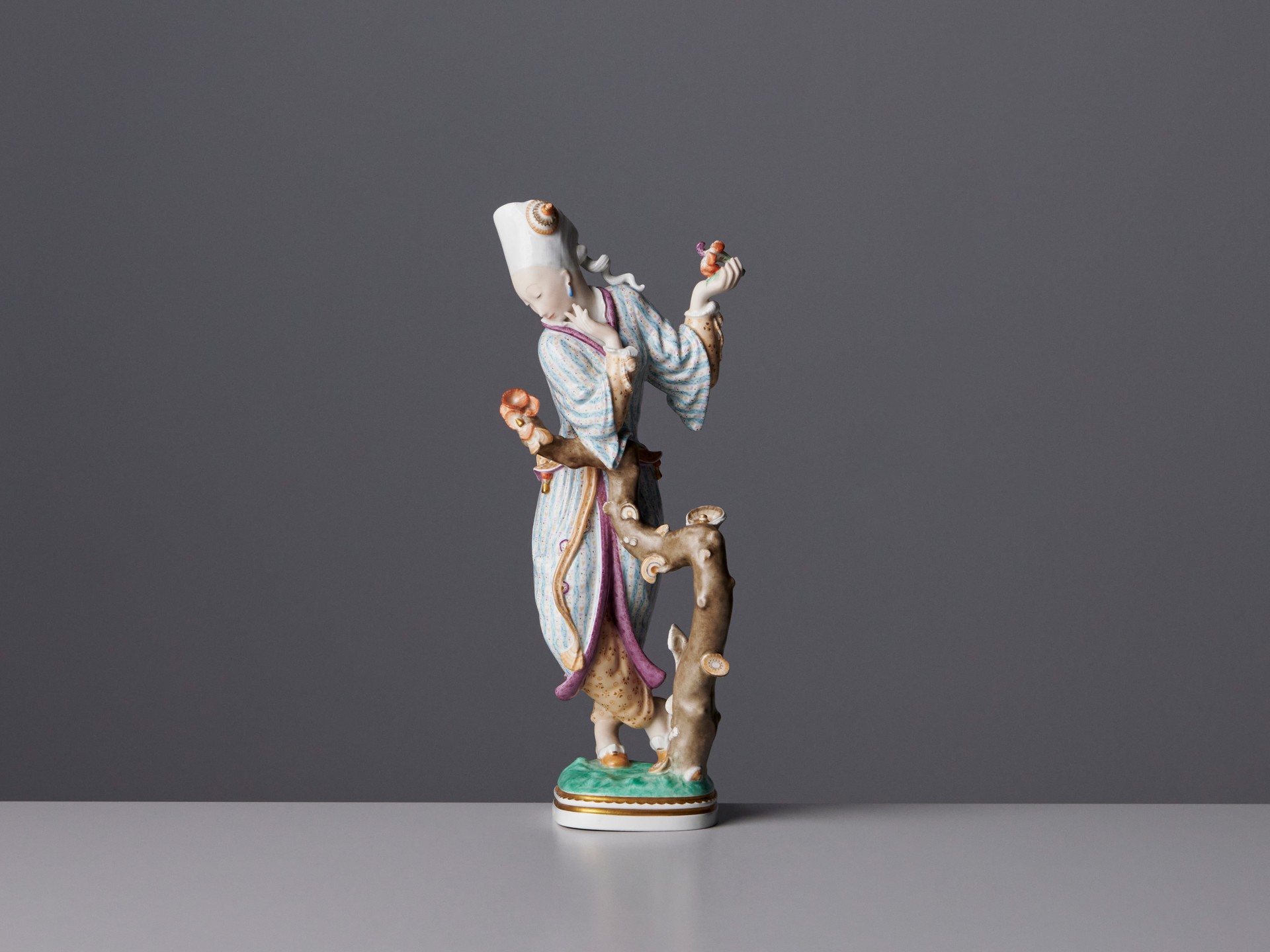 'Moon Girl' Sculpture