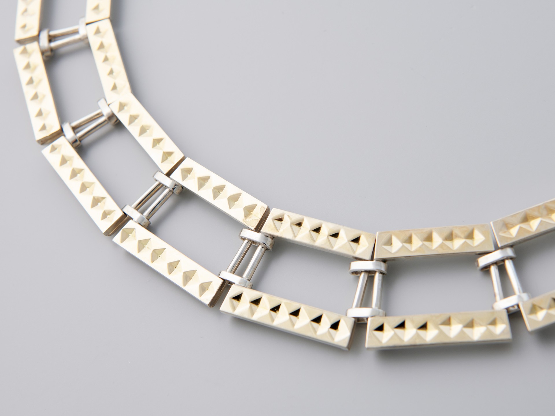Necklace image 3