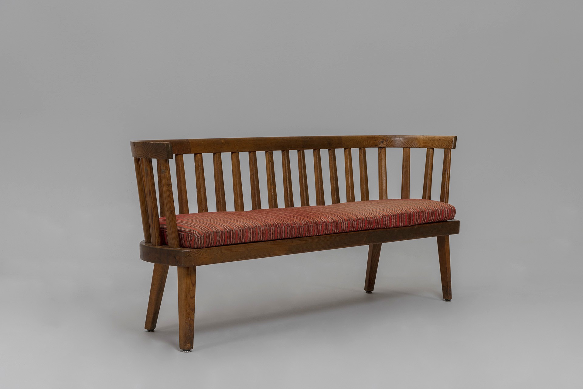 Extra Long 'Utö' Sofa image 3