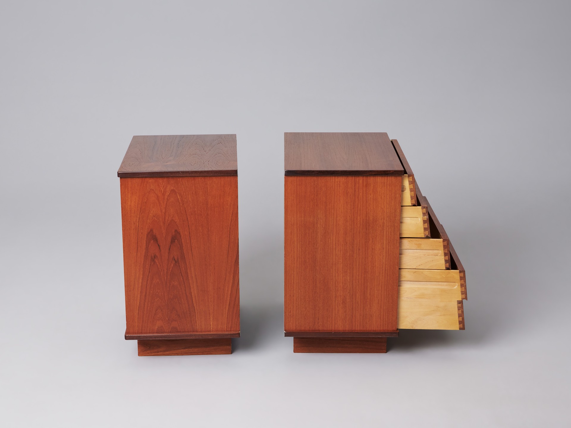 Pair of Bedside Tables image 4