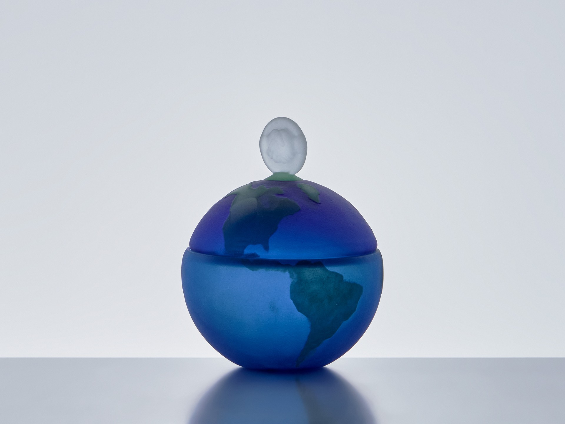 'Friendship' Jar with Lid image 3