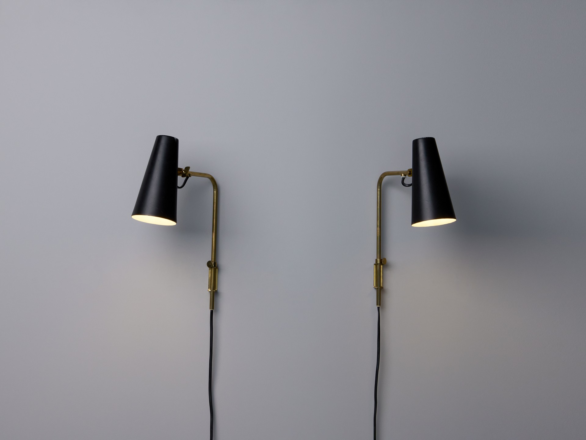 Pair of Wall Lamps image 4
