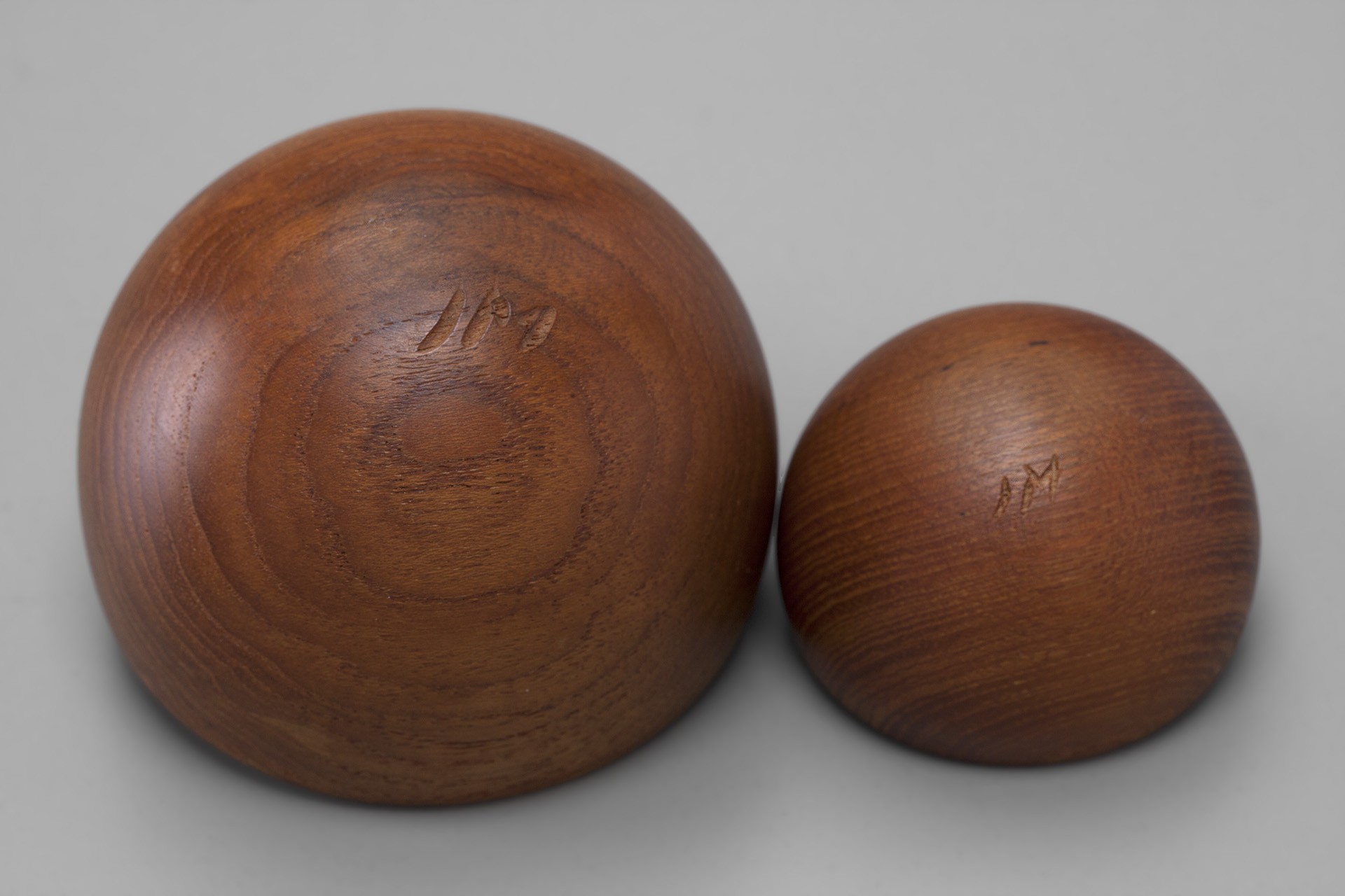 Two Miniature Bowls image 4