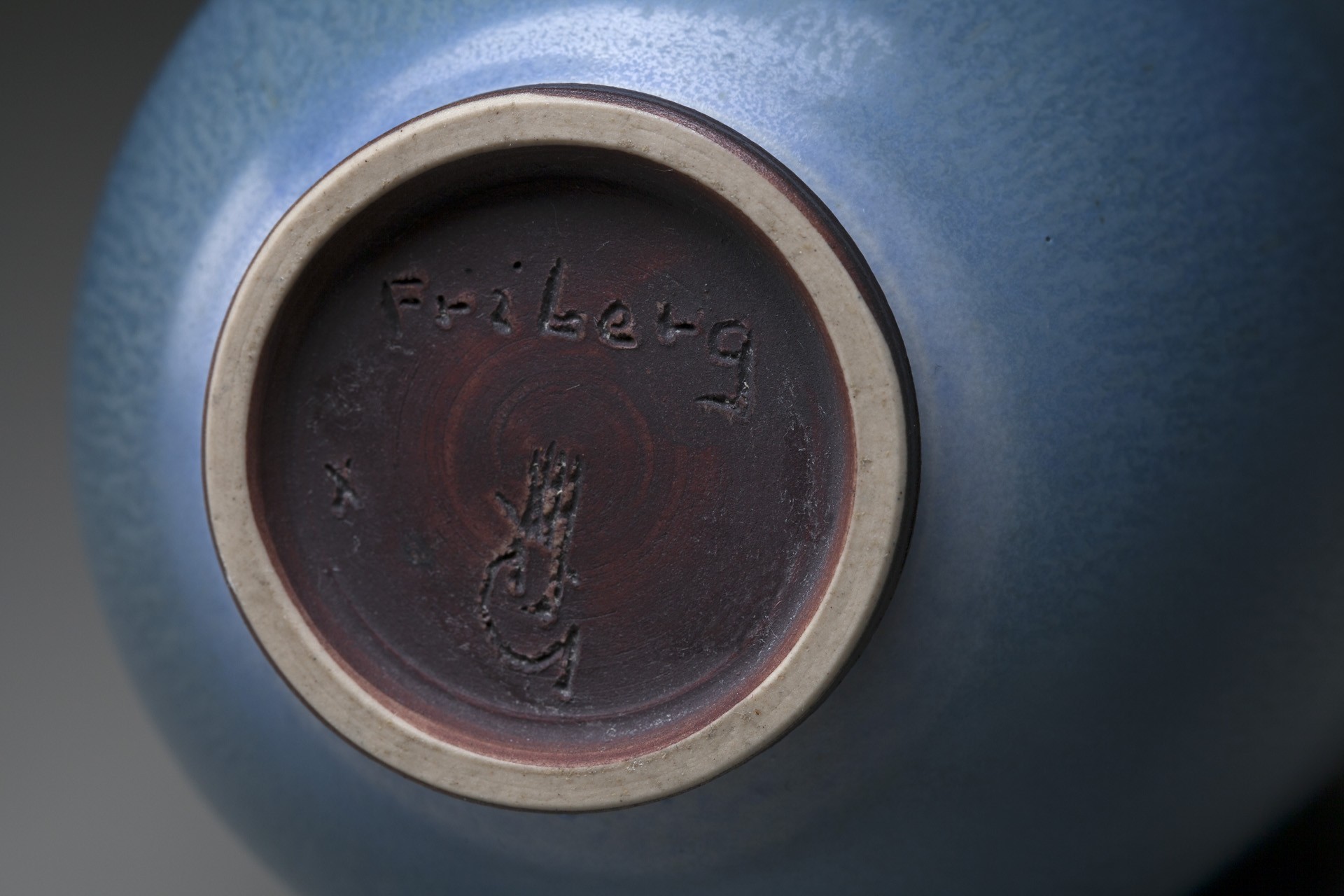 Friberg Vase image 4