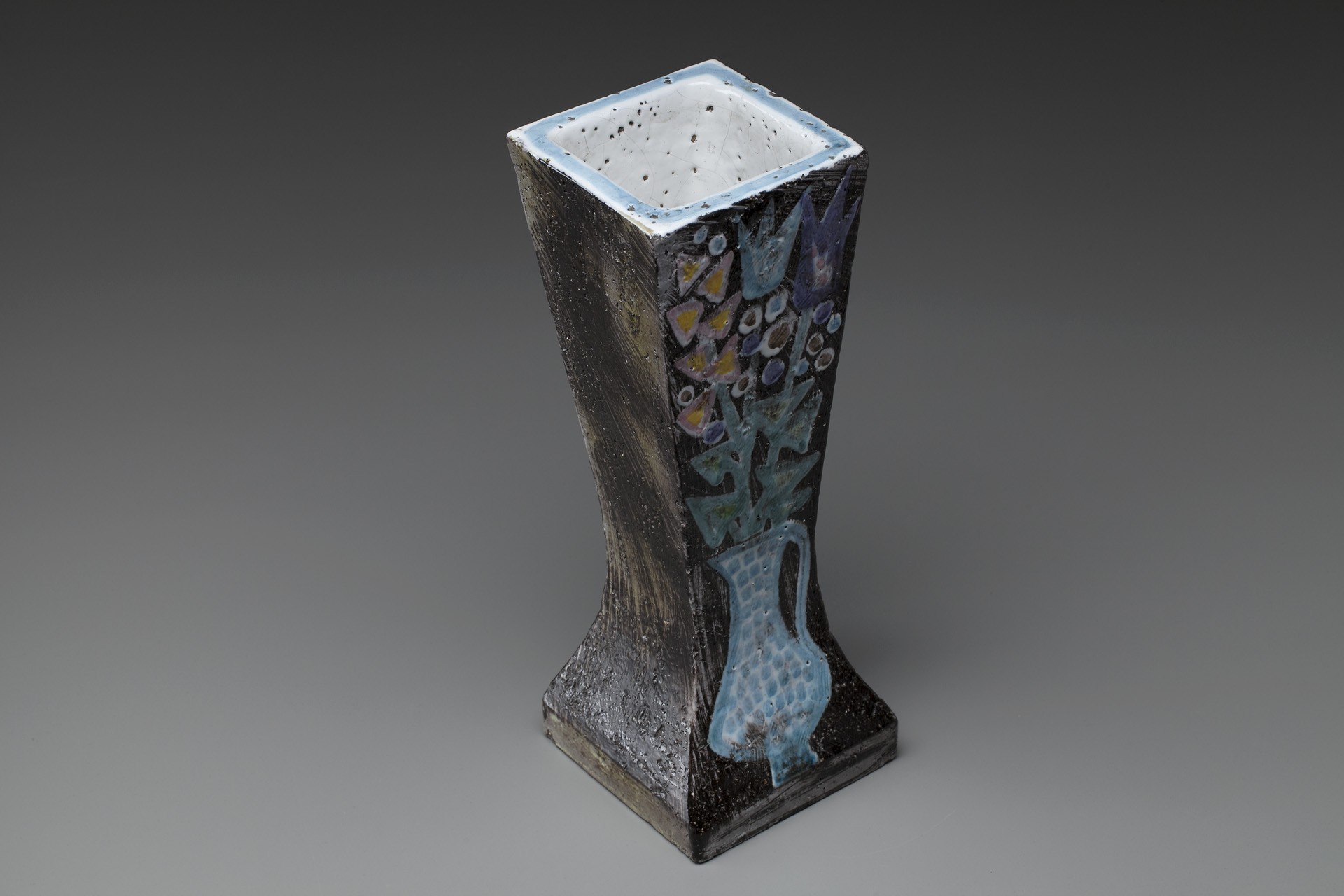 Vase image 2
