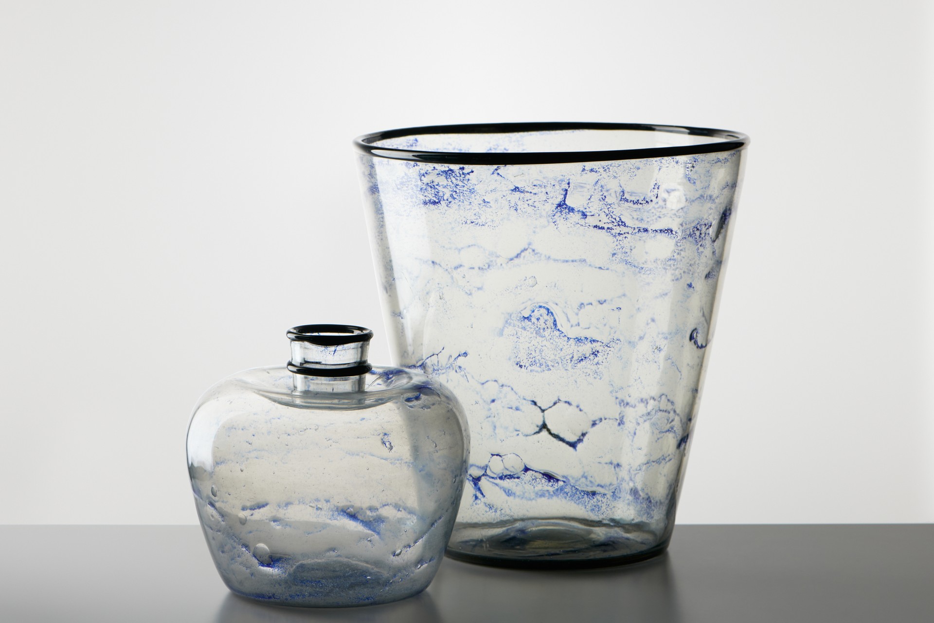 Vase image 6