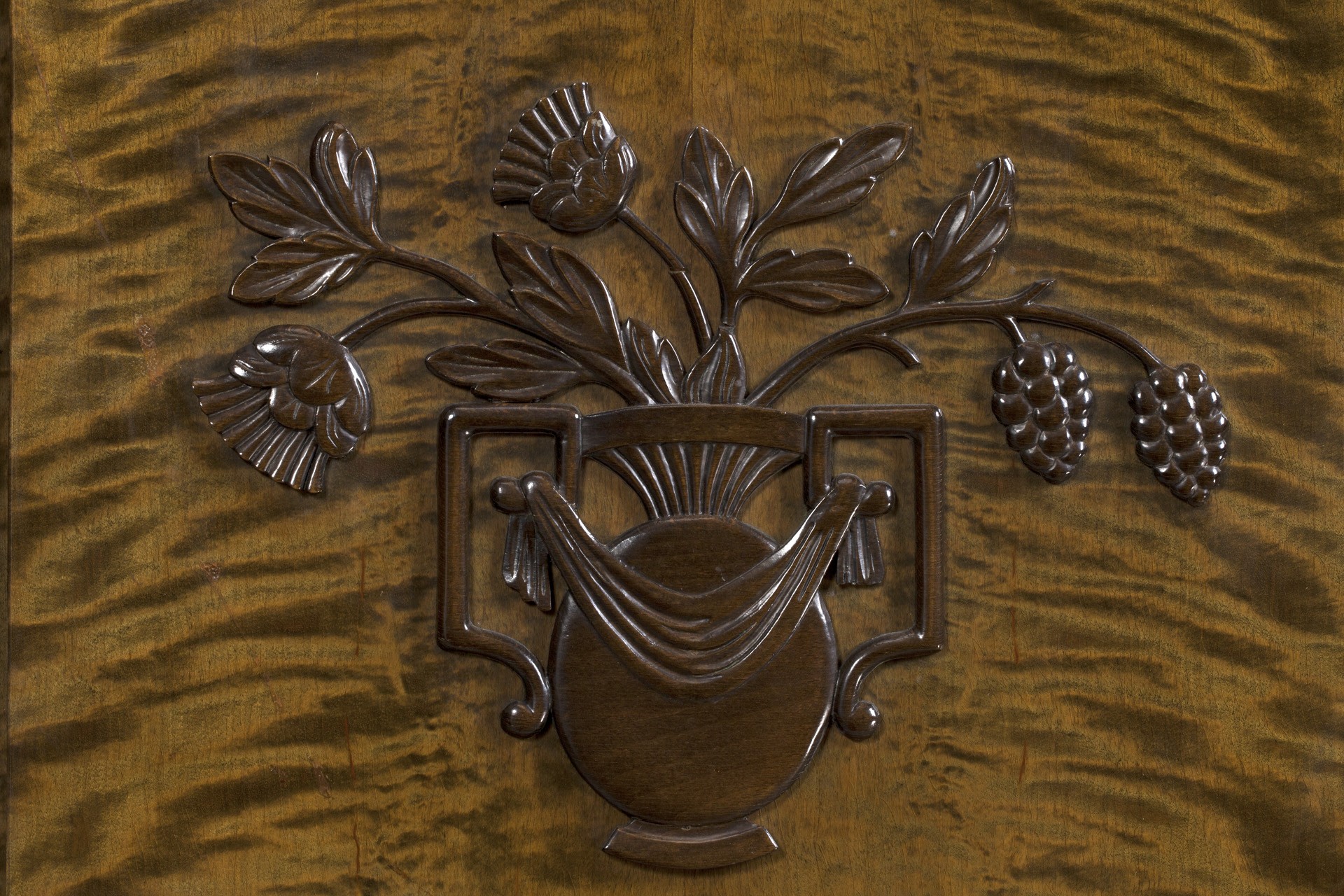Cabinet image 9