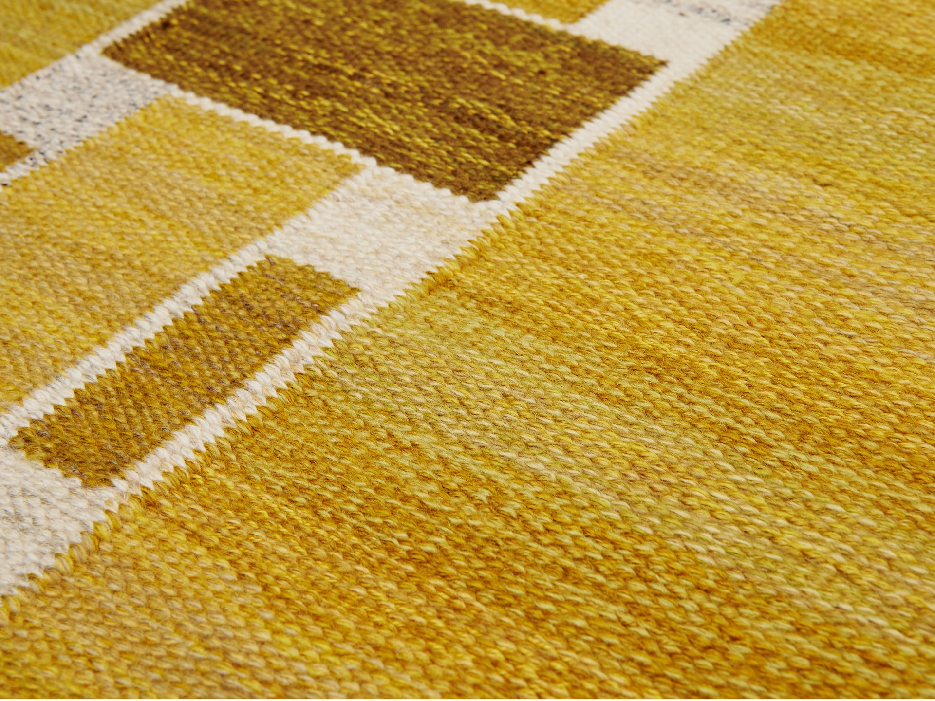 'Gula Flätan' Rug image 4