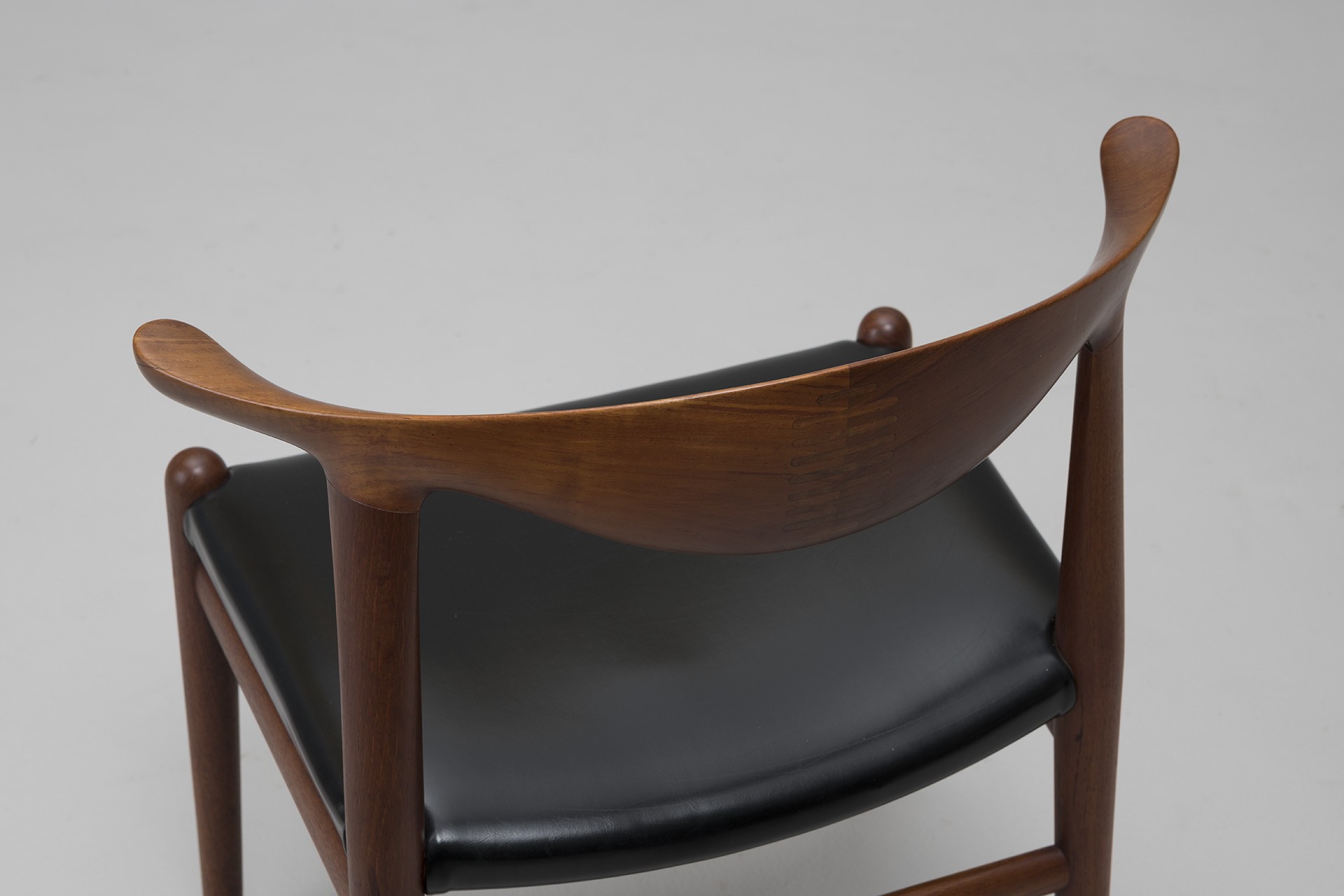Set of Six 'Cowhorn' Dining Chairs image 7