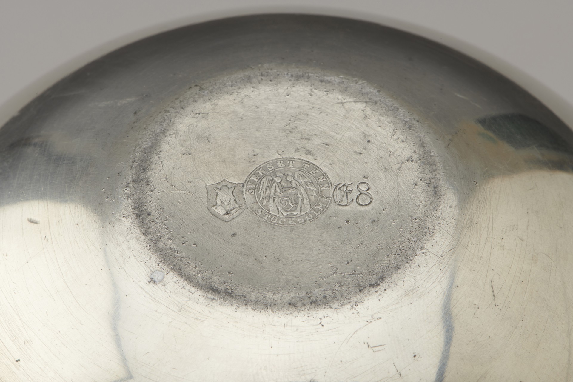 Vessel with Cover image 4