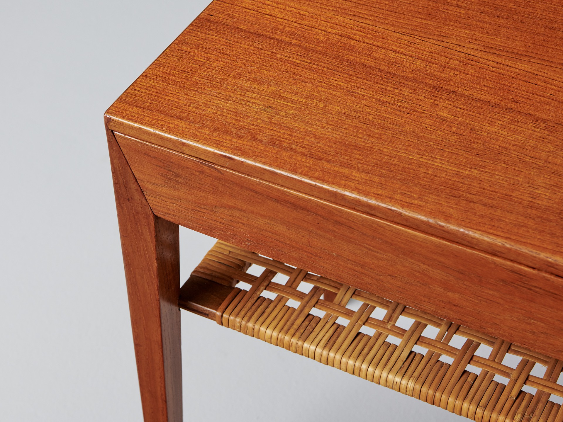 Pair of Side Tables image 4