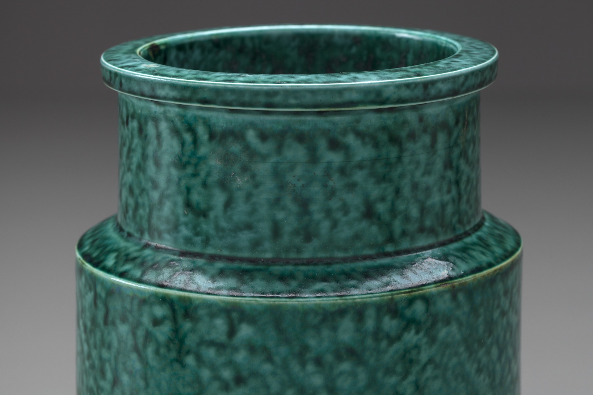 Vase image 2