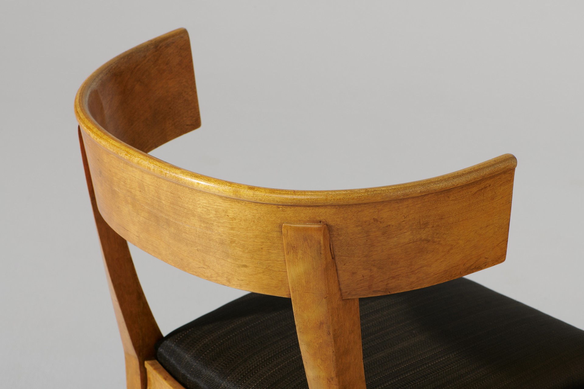 Pair of Swedish Neoclassical Klismos Chairs image 4