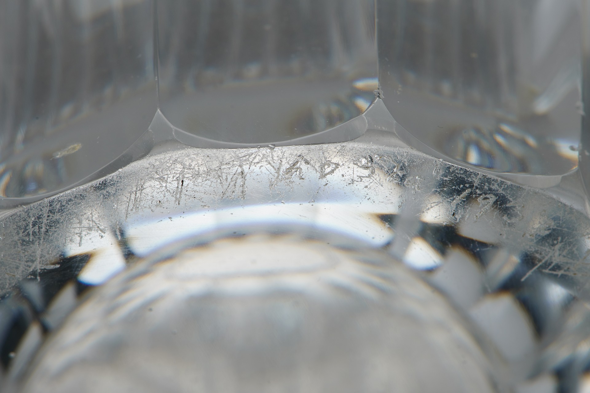 Vase image 3