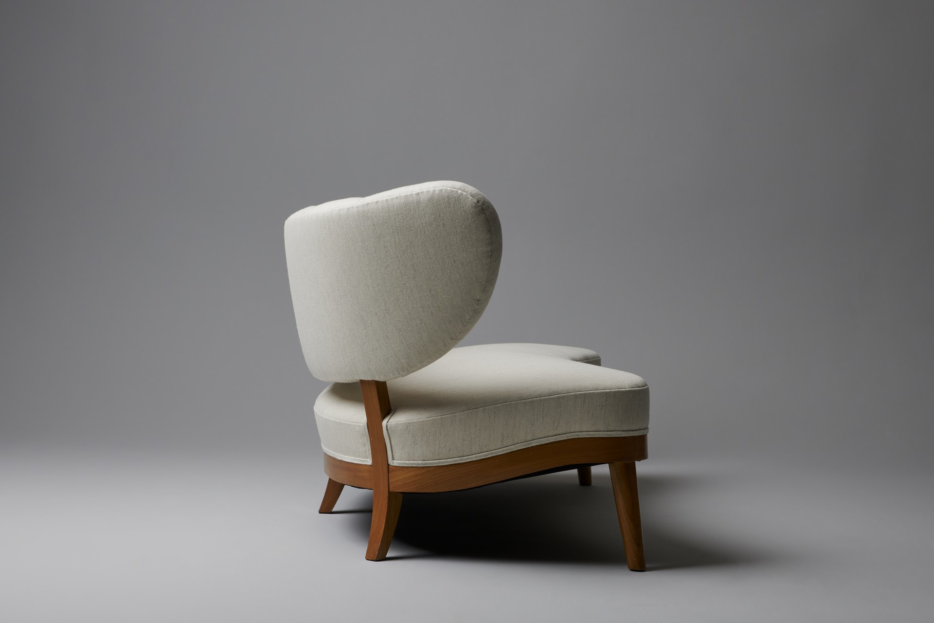 Sofa image 4