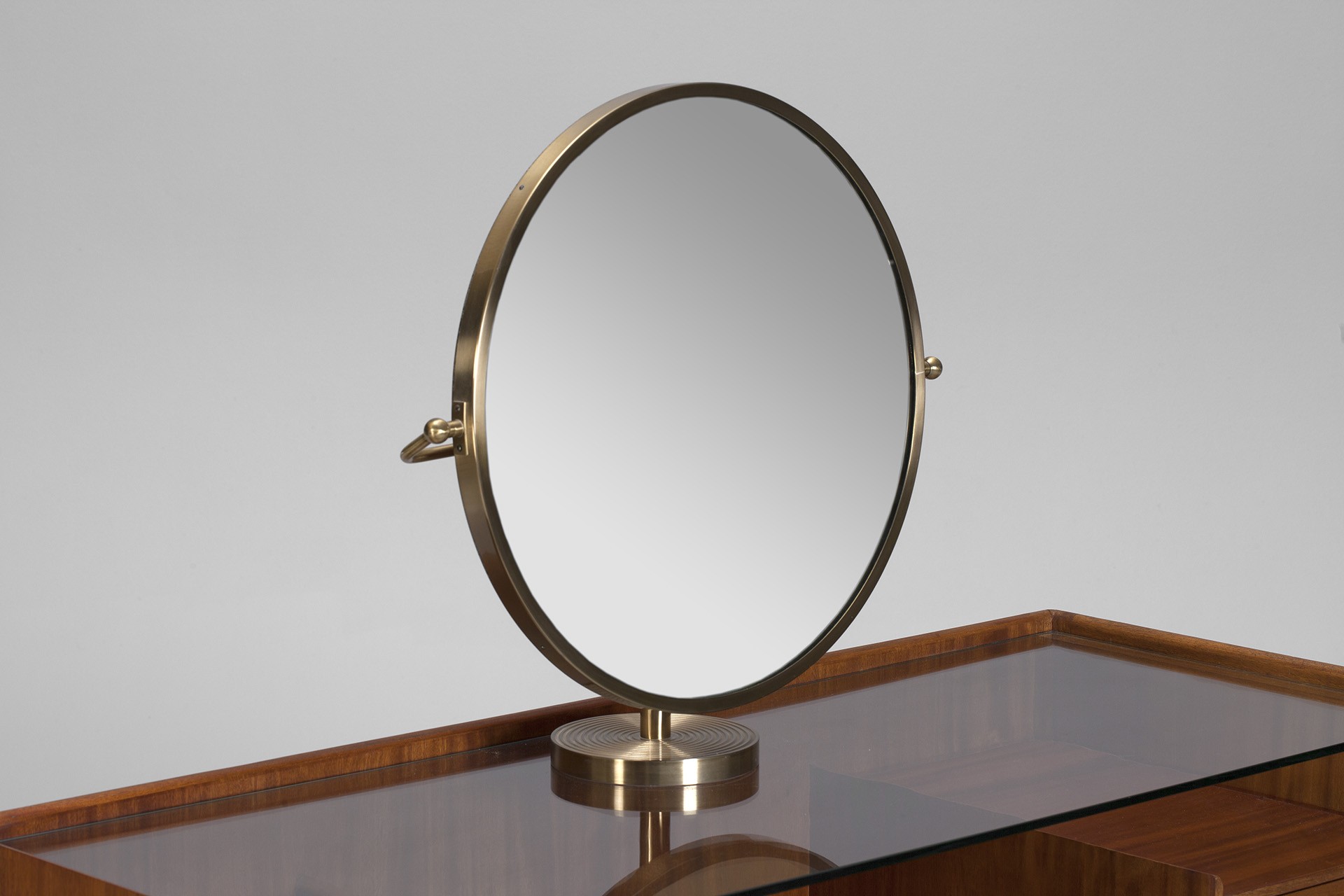 Dressing Table image 4