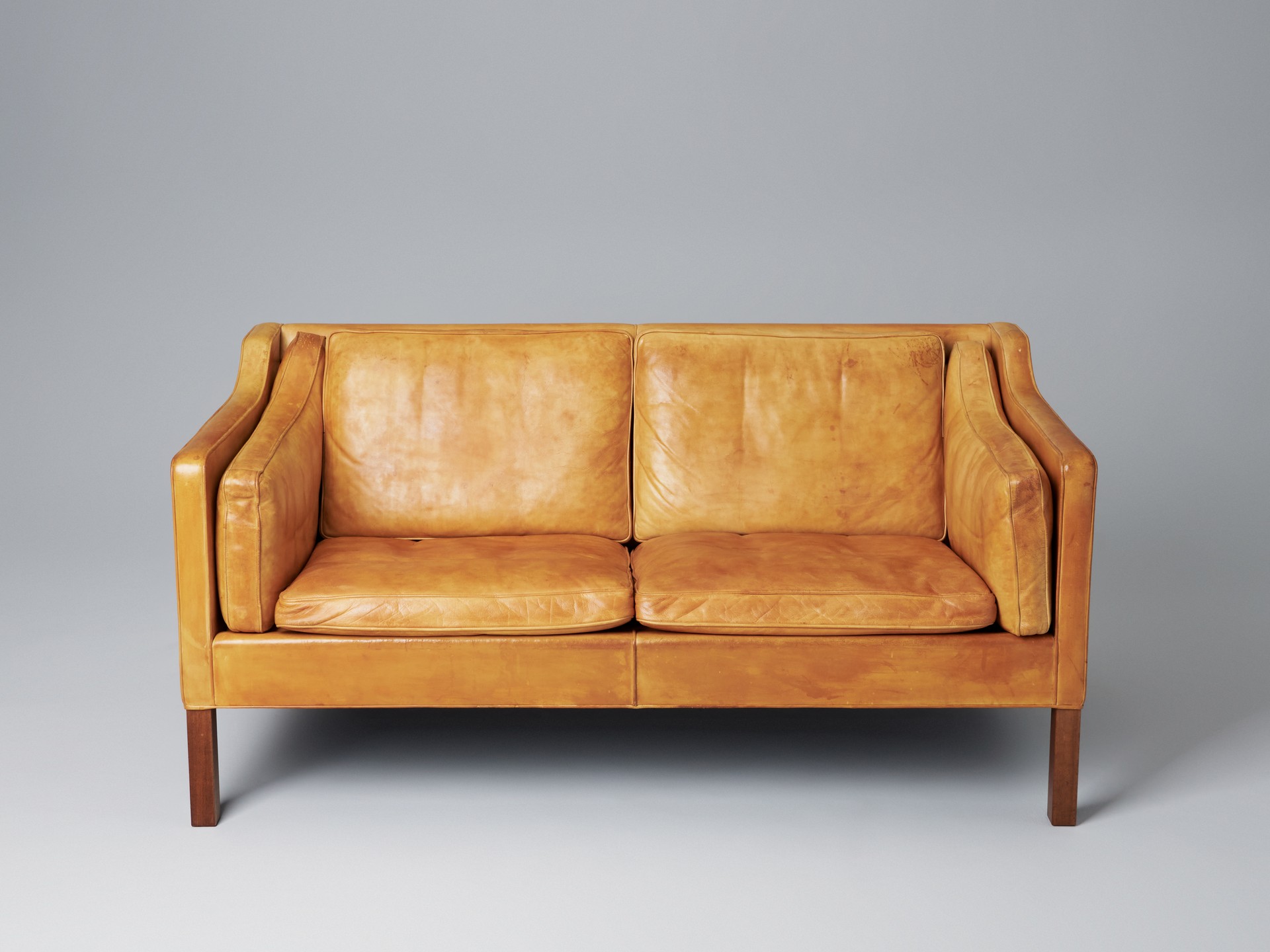 Sofa image 2