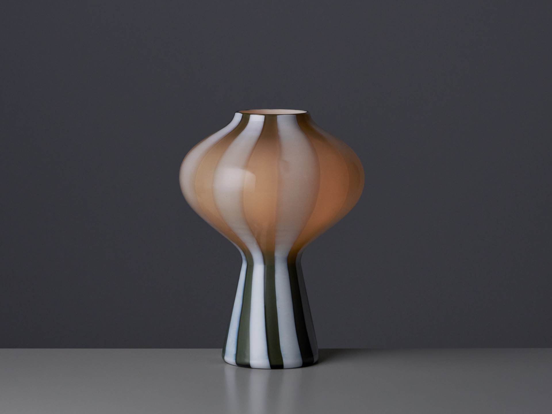 Large 'Mushroom' Table Lamp image 3