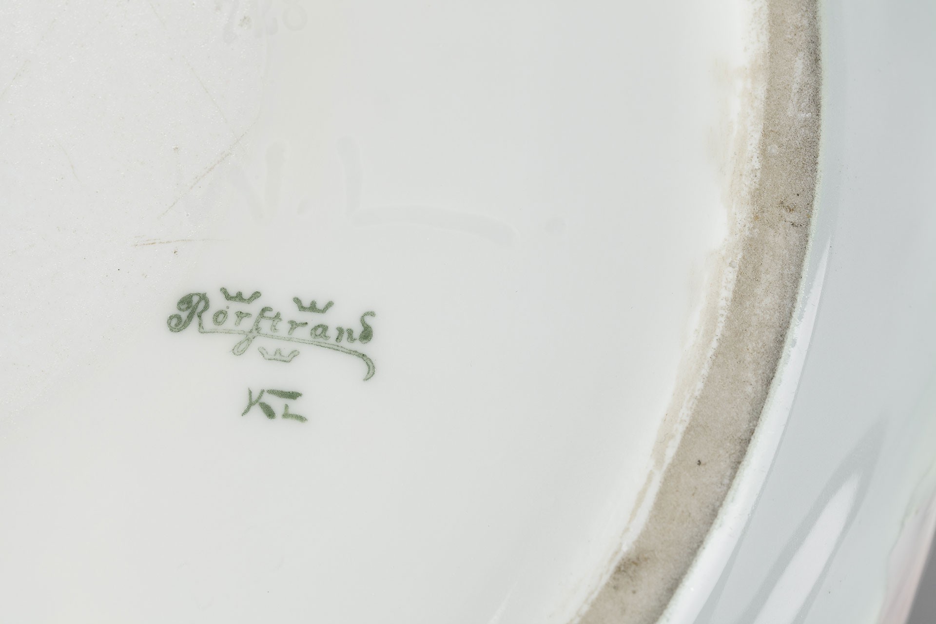 Fish-Bowl image 3