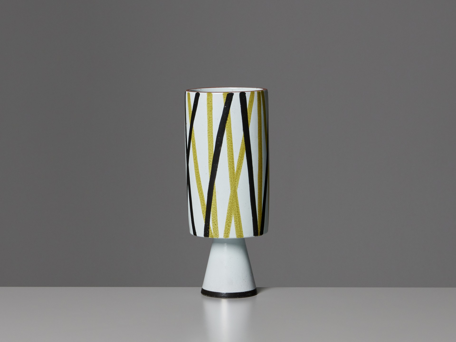 Vase image 2