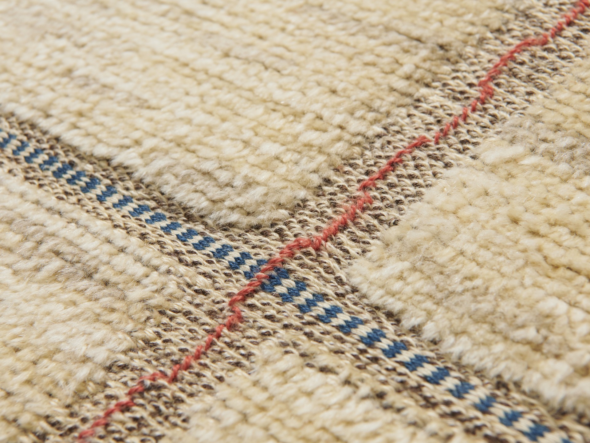 'Rutig Vit Halvflossa' Carpet image 6