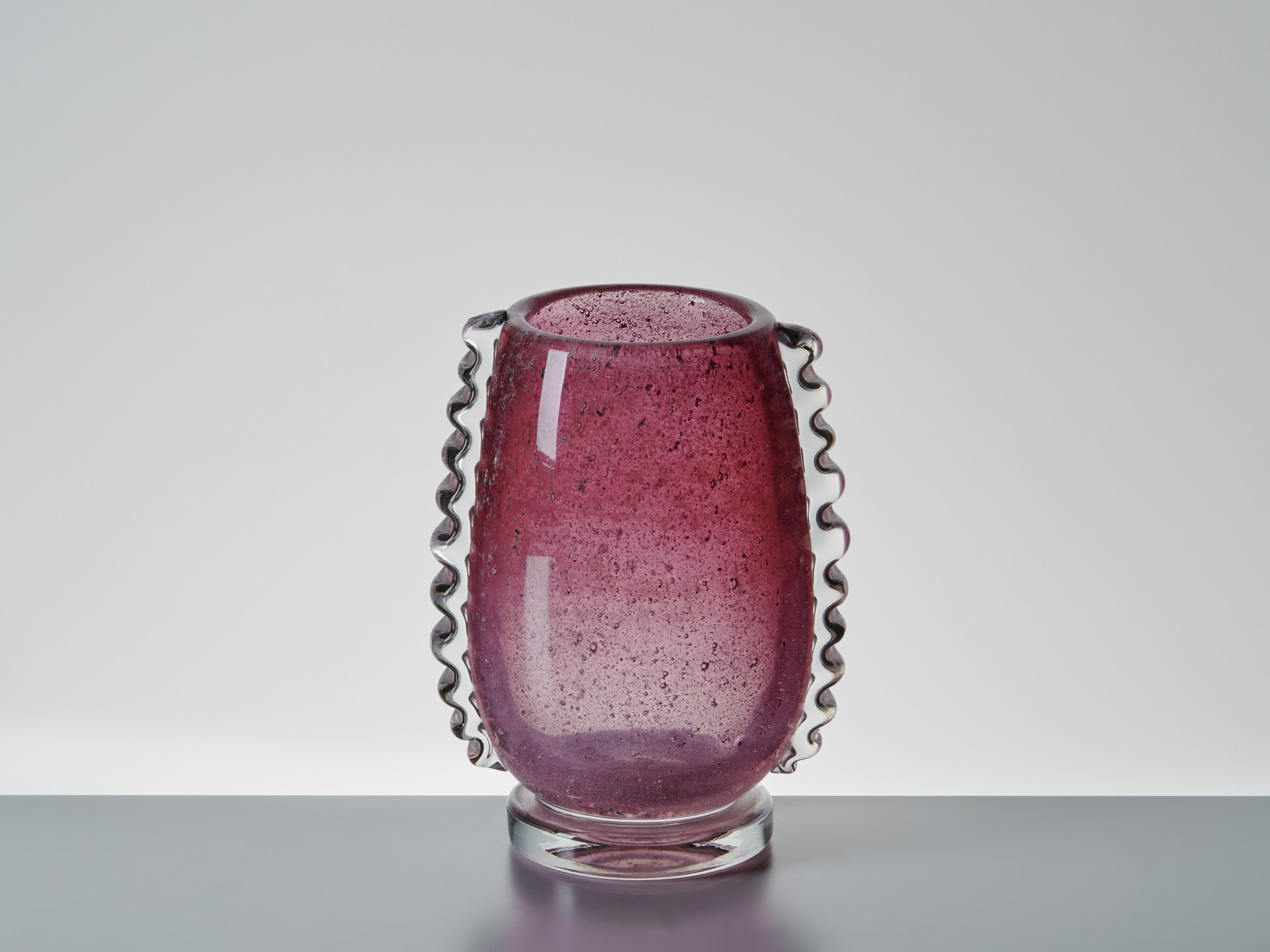 Vase image 3