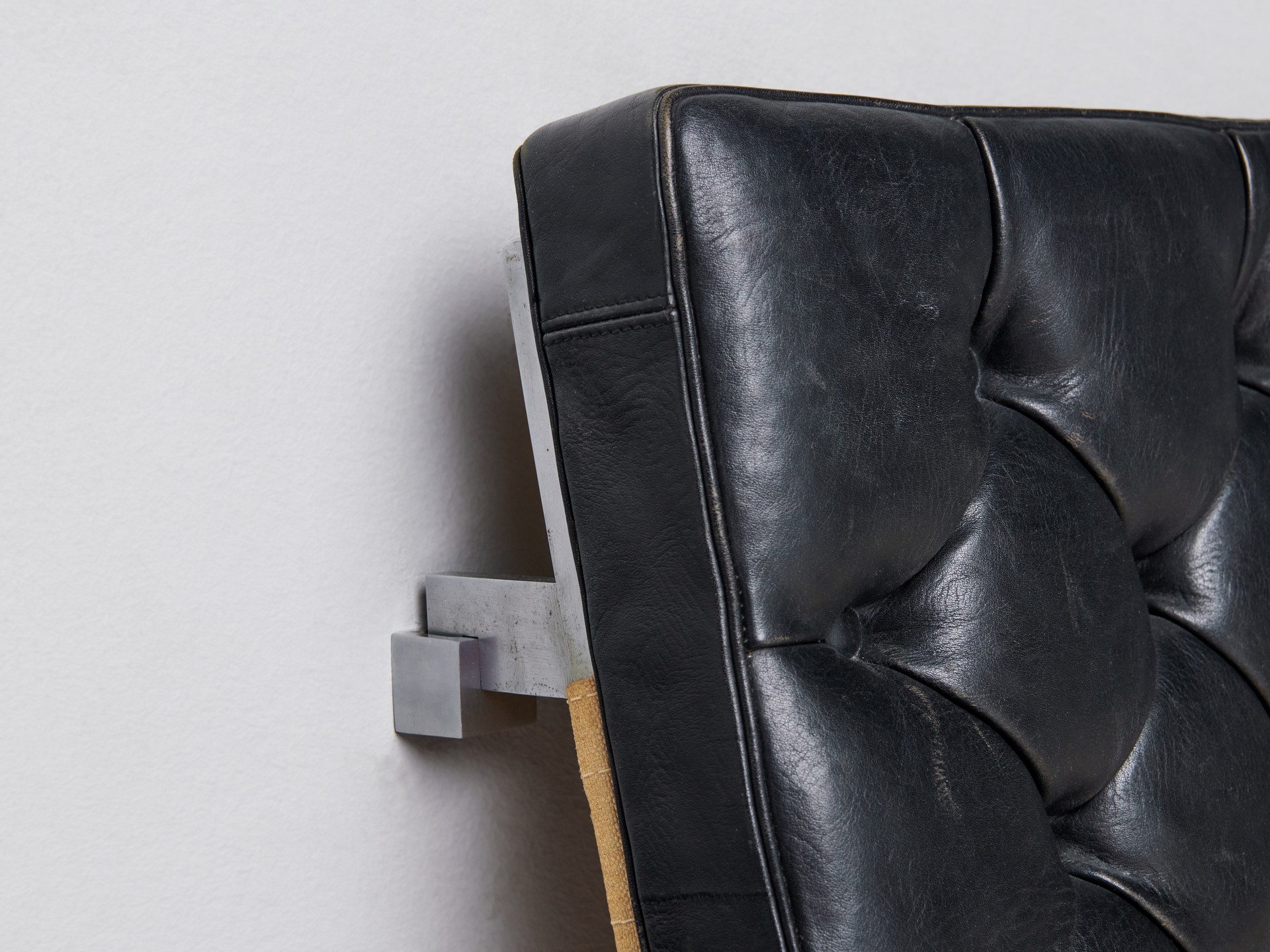 Two Part Wall Mounted Sofa image 7