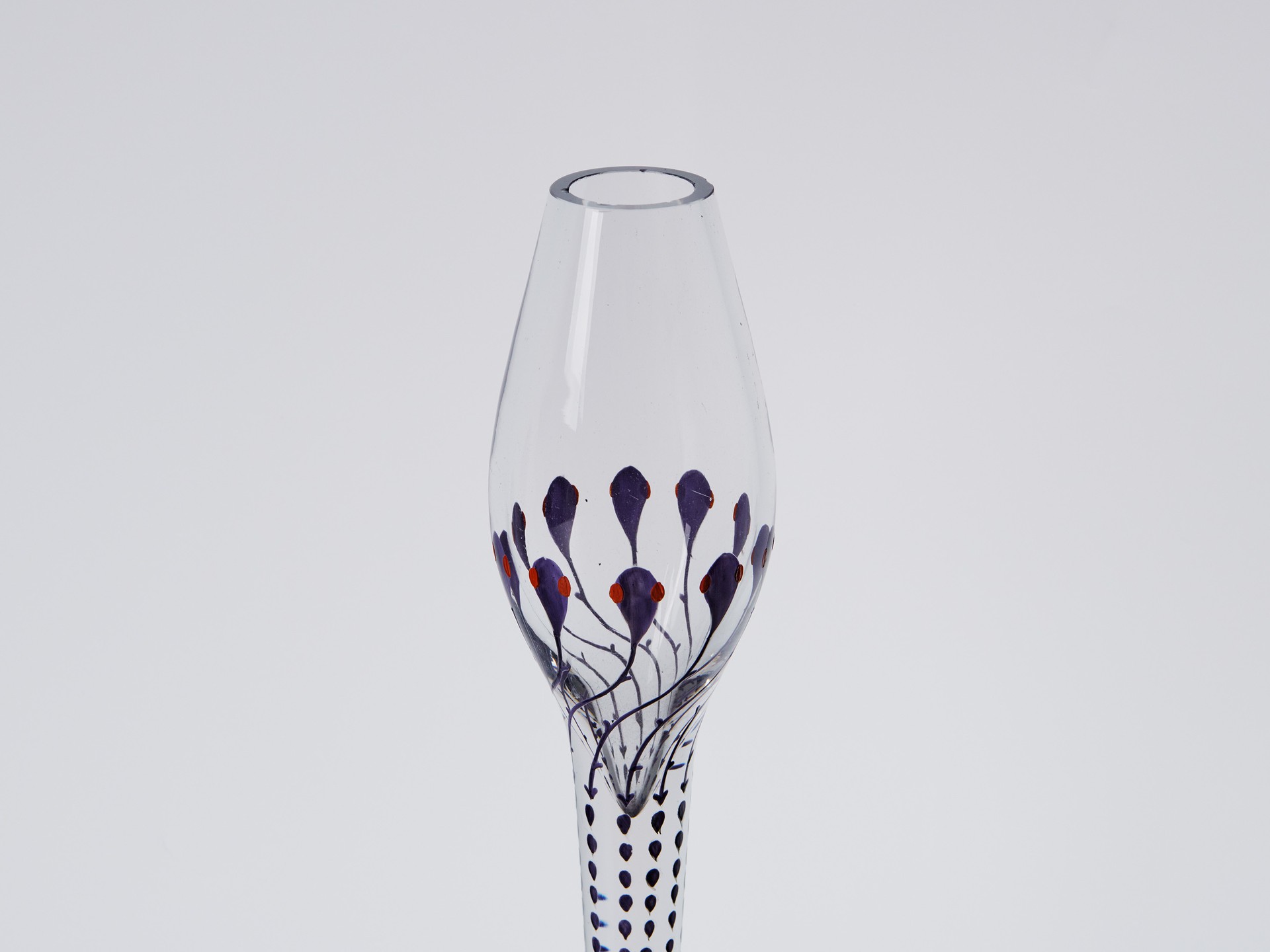 Vase image 3