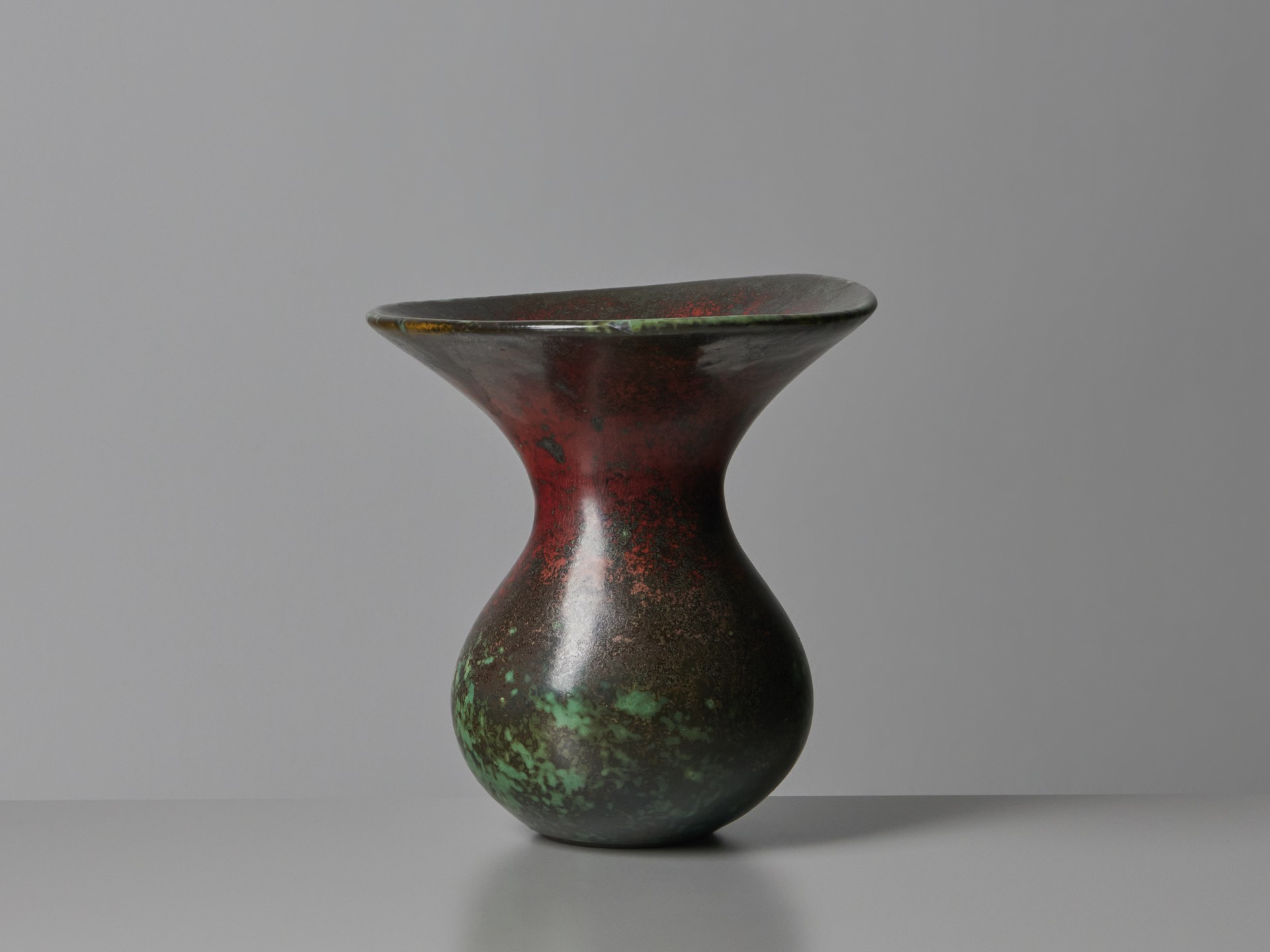 Vase image 2